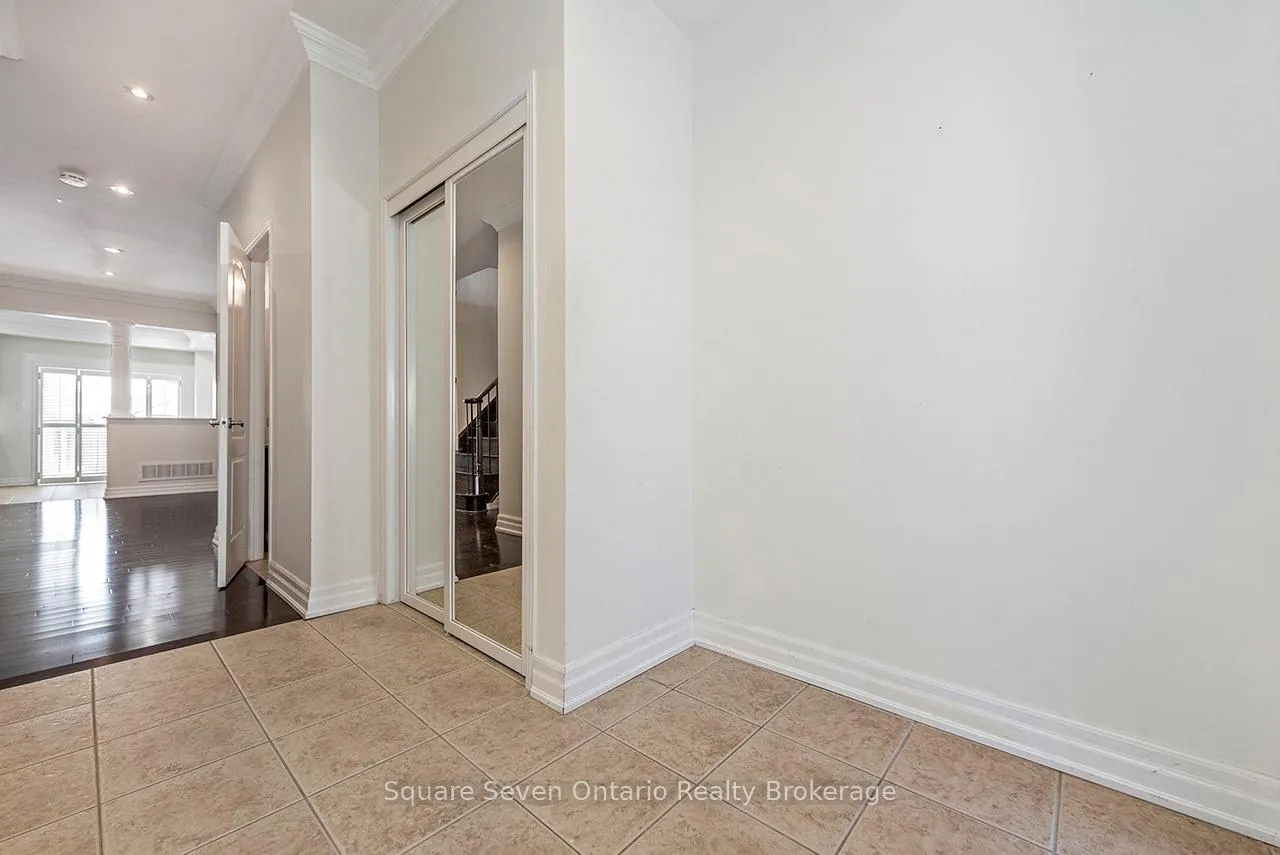 Photo 4 of 391 Vellore Park Avenue, Vaughan, Vellore Village — HOMEH