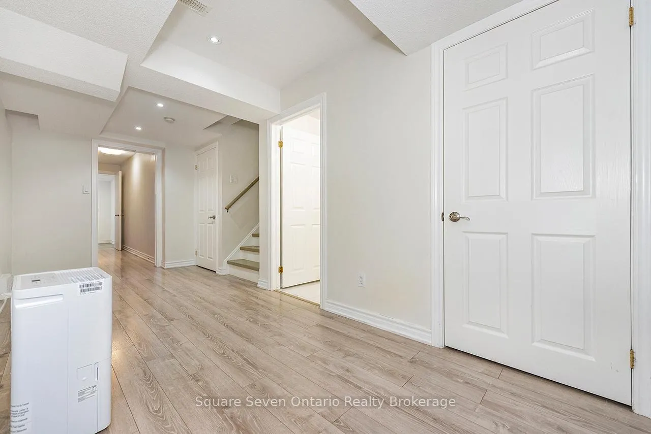 Photo 41 of 391 Vellore Park Avenue, Vaughan, Vellore Village — HOMEH