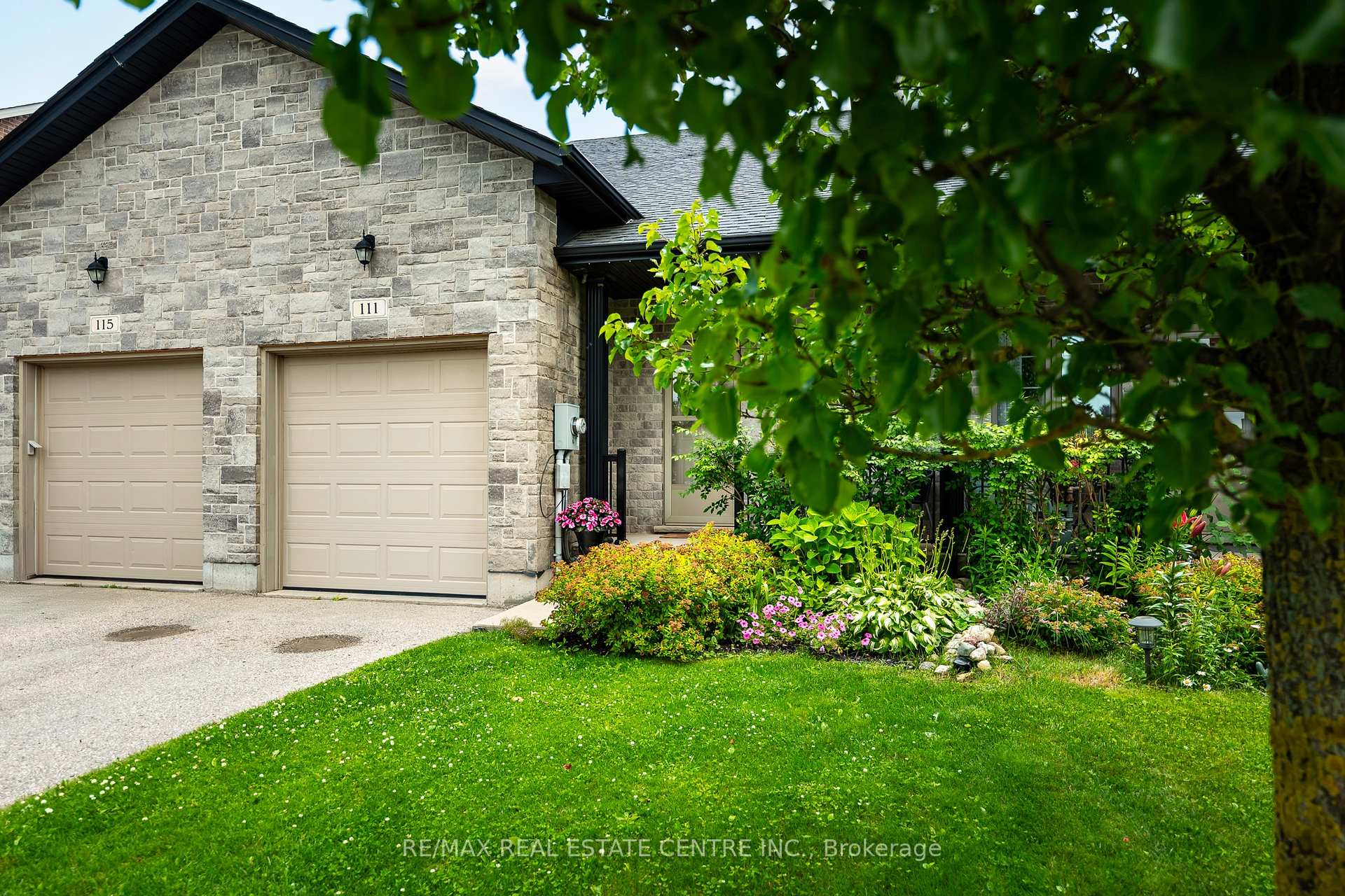 Photo 2 of 111 Samuel Drive, Wellington North, Arthur — HOMEH