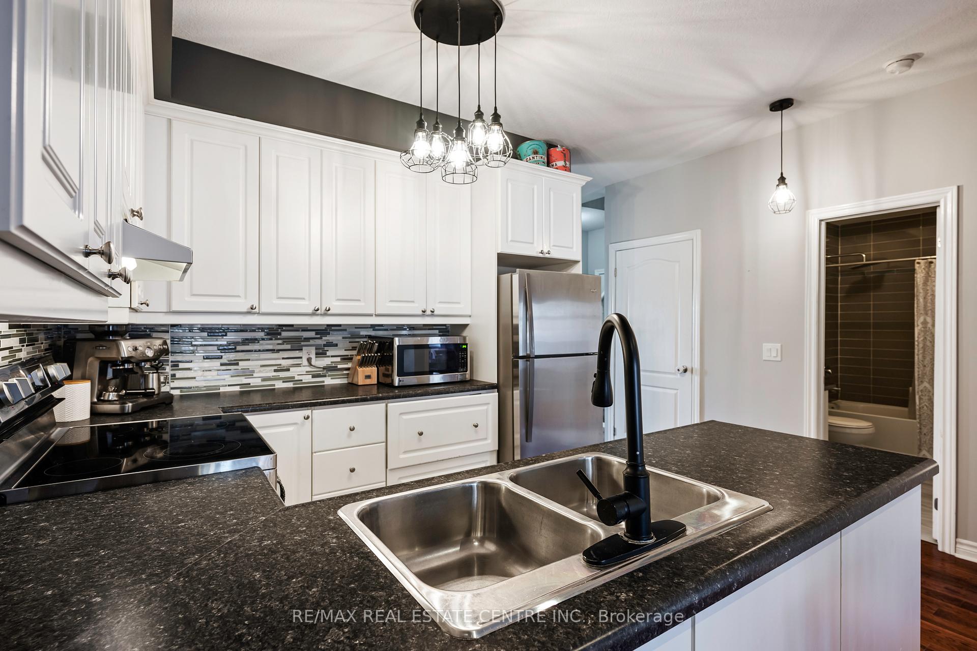 Photo 13 of 111 Samuel Drive, Wellington North, Arthur — HOMEH