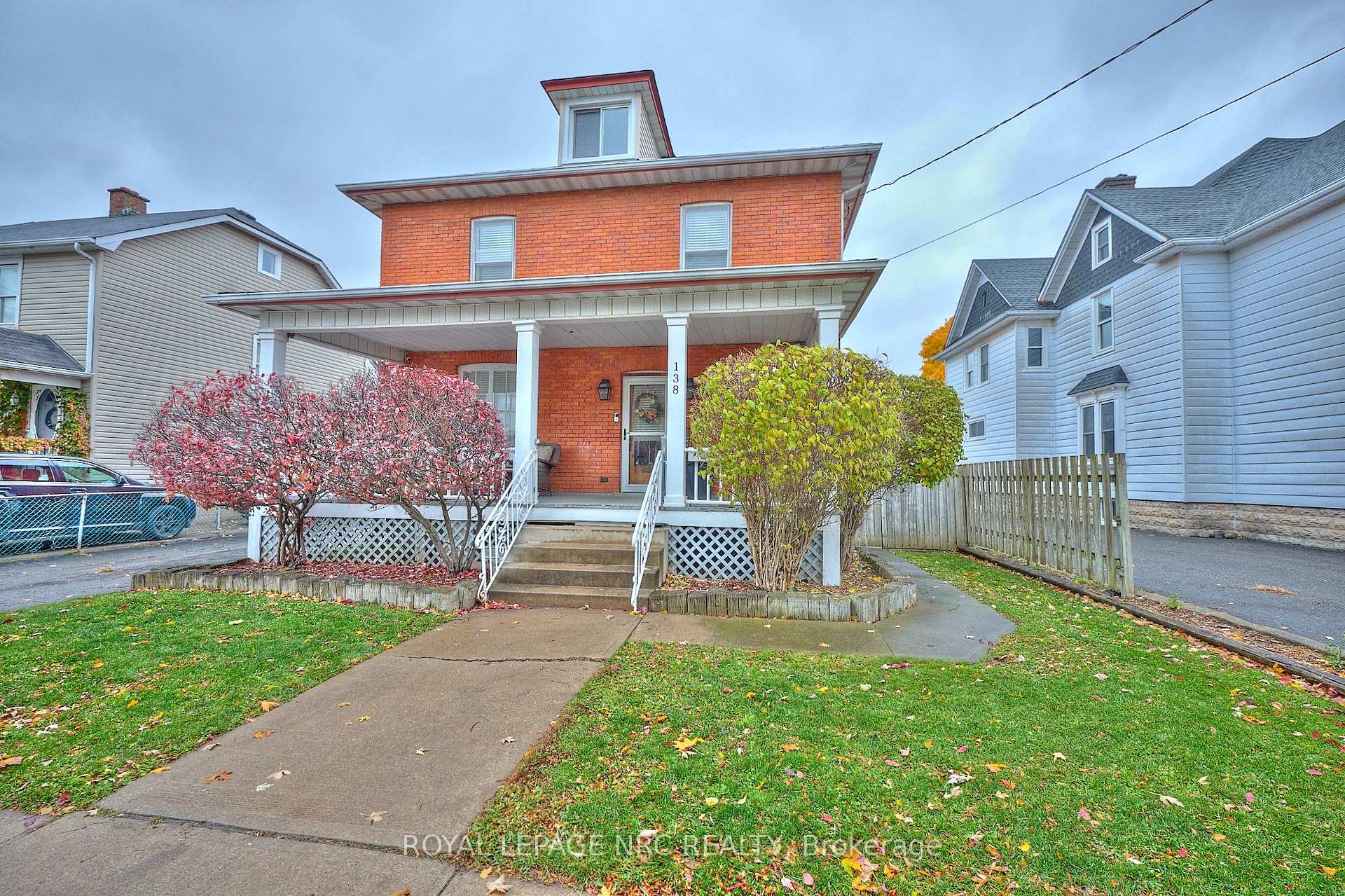 Photo 2 of 138 Young Street, Welland, Welland Downtown — HOMEH