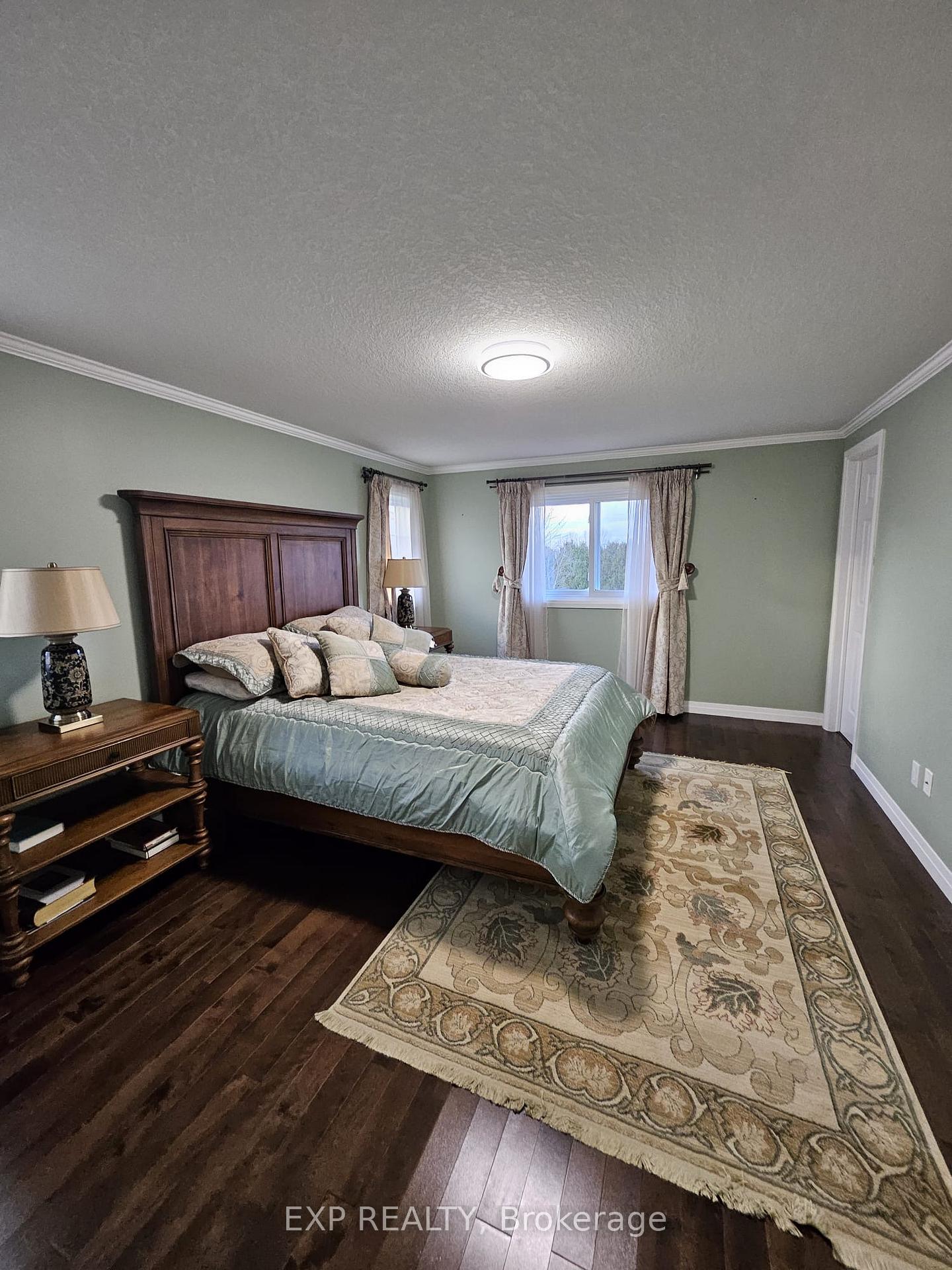 Photo 9 of 902 Atlantic Boulevard, Waterloo — HOMEH