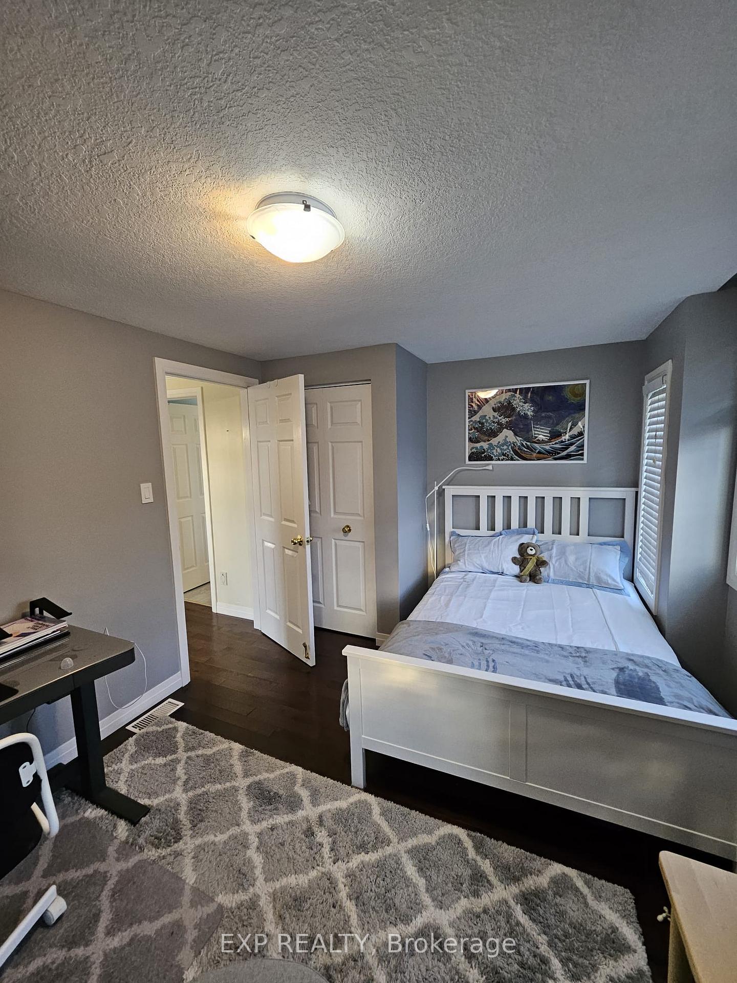 Photo 13 of 902 Atlantic Boulevard, Waterloo — HOMEH
