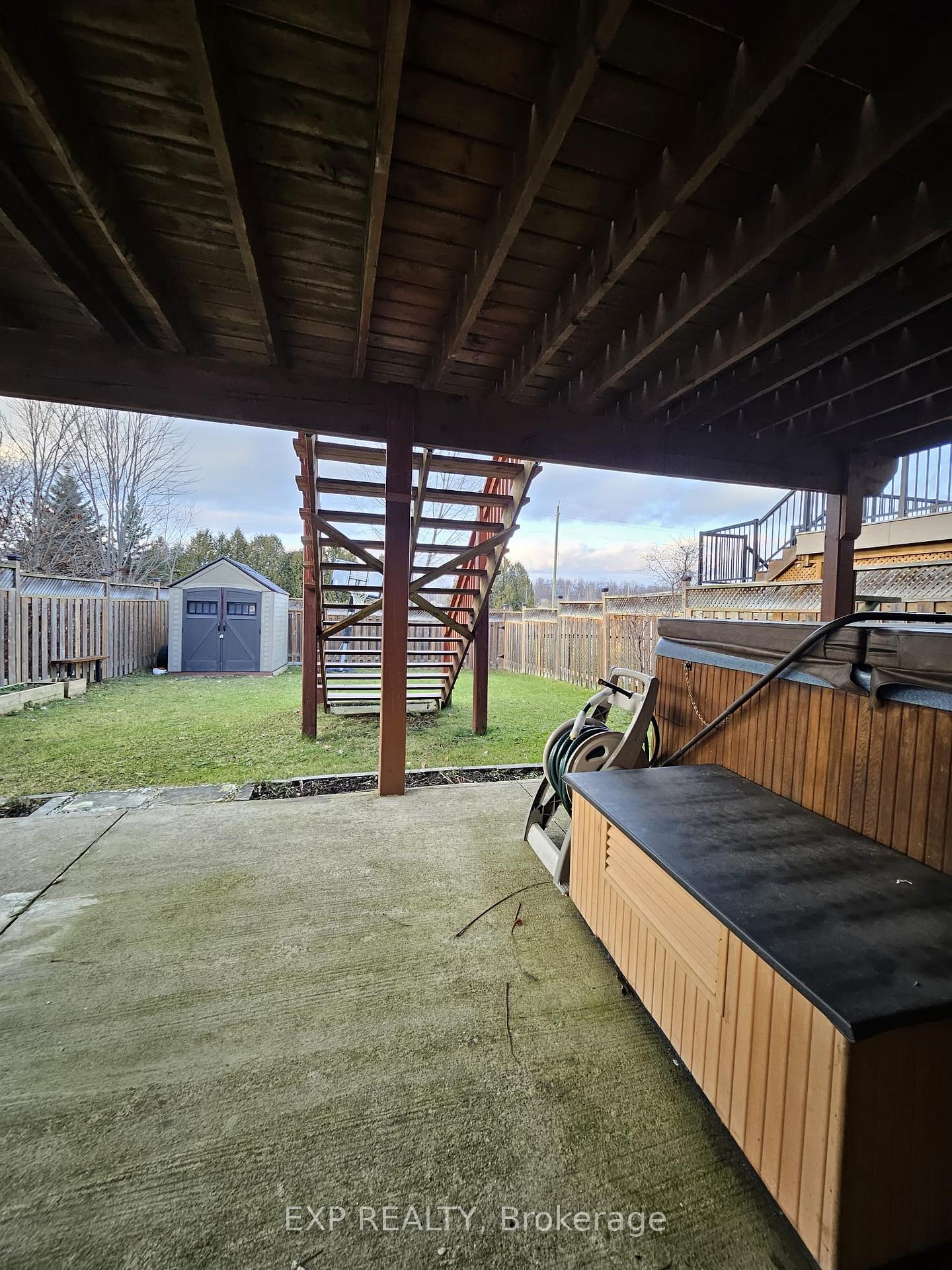 Photo 23 of 902 Atlantic Boulevard, Waterloo — HOMEH