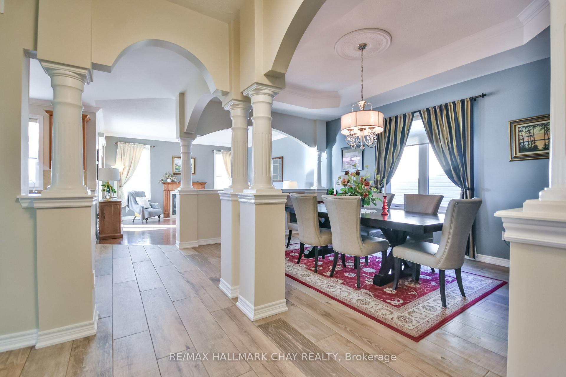 Photo 9 of 33 Meadowood Drive, Wasaga Beach — HOMEH