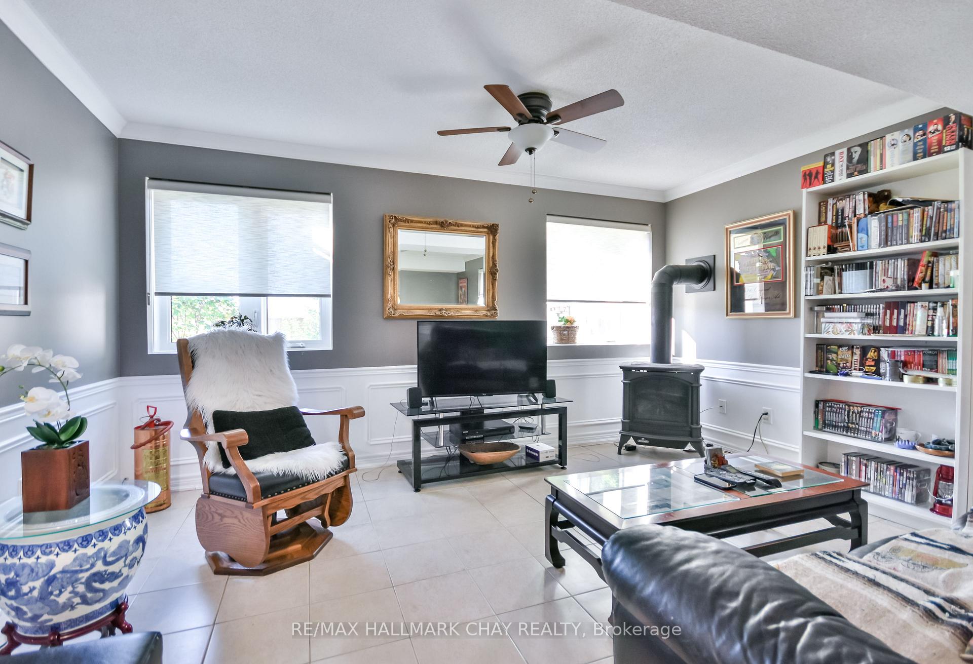 Photo 25 of 33 Meadowood Drive, Wasaga Beach — HOMEH