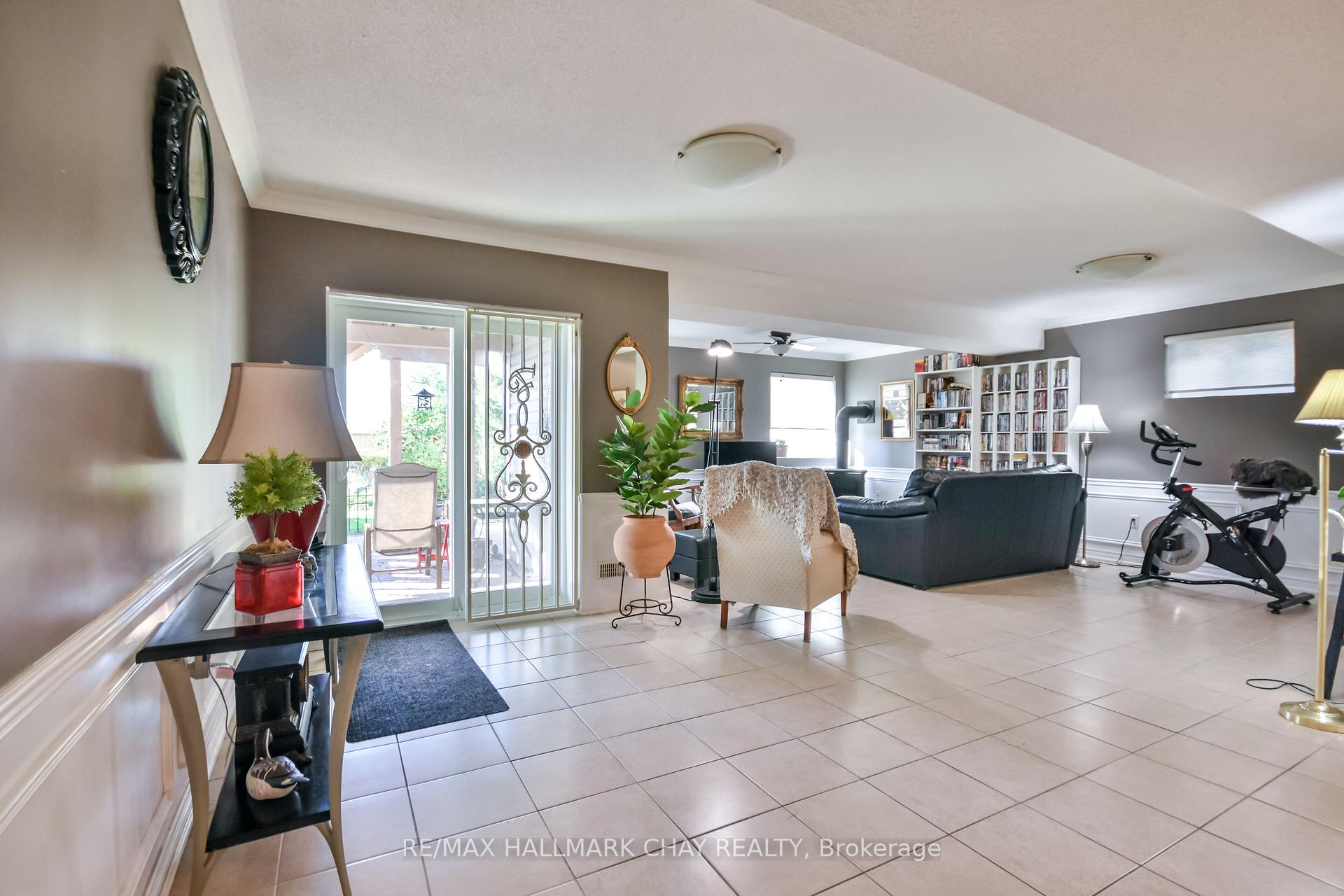 Photo 28 of 33 Meadowood Drive, Wasaga Beach — HOMEH