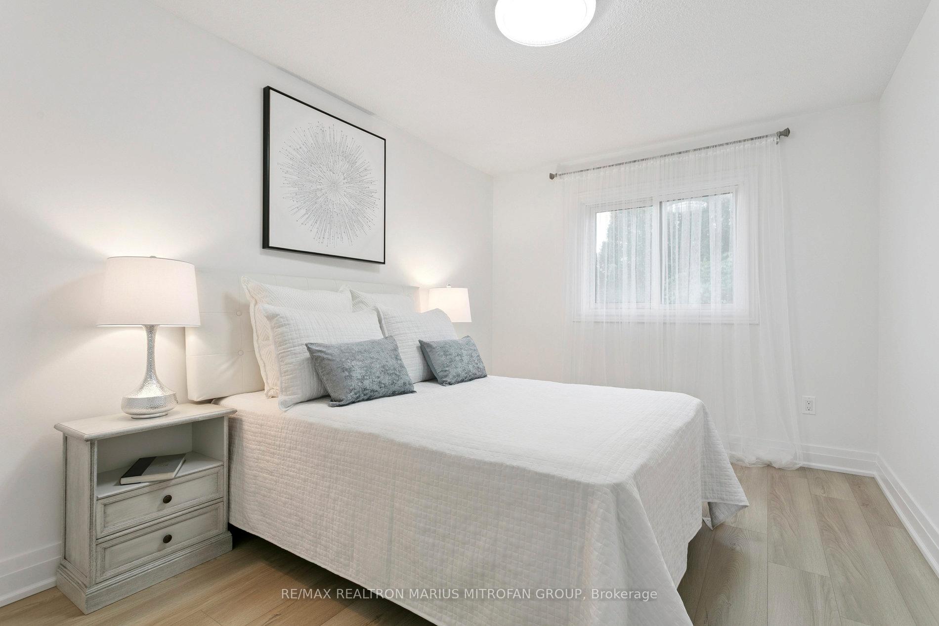 Photo 29 of 161 Joanna Crescent, Vaughan, Crestwood-Springfarm-Yorkhill — HOMEH