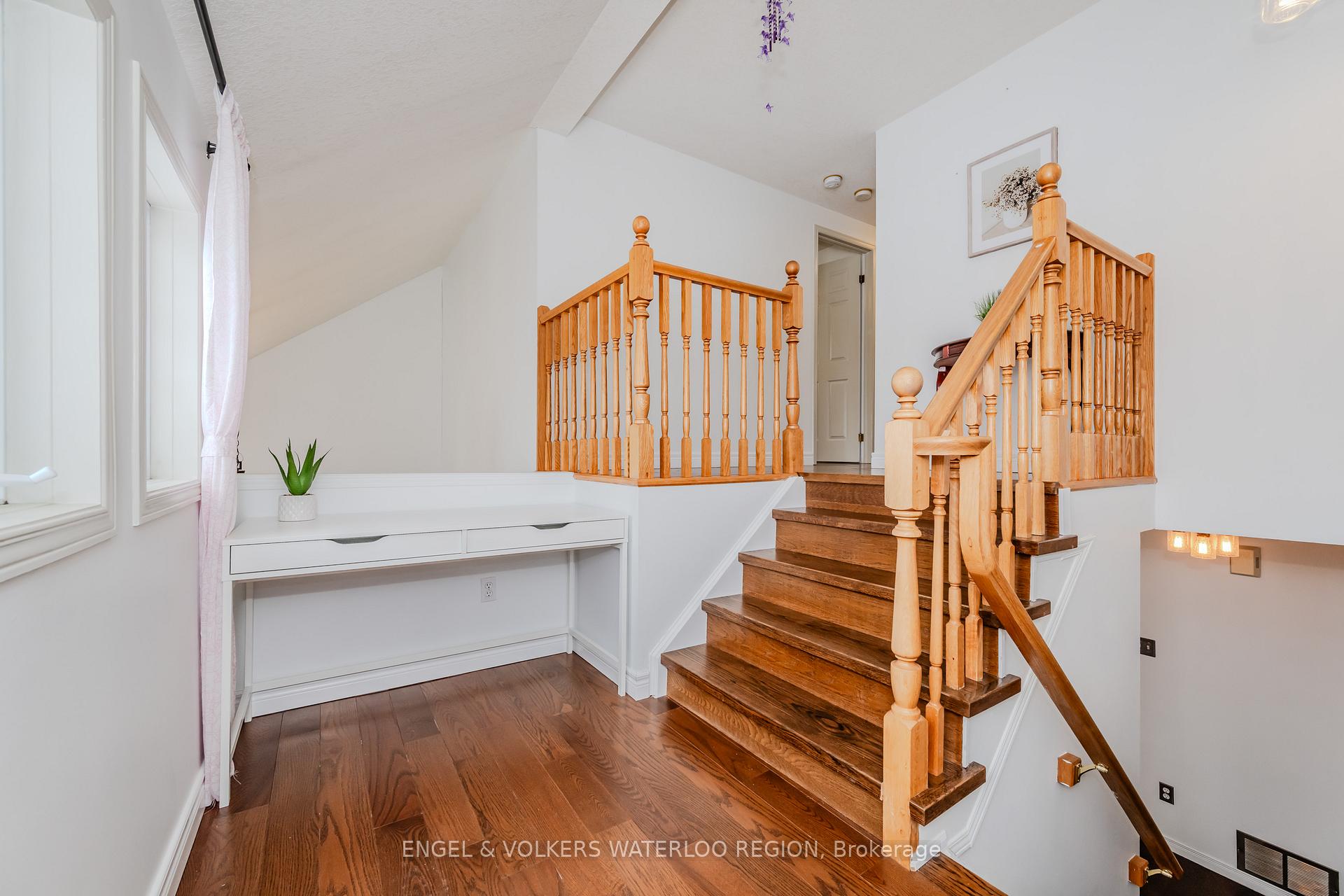 Photo 20 of 405 White Birch Avenue, Waterloo, Columbia Forest — HOMEH