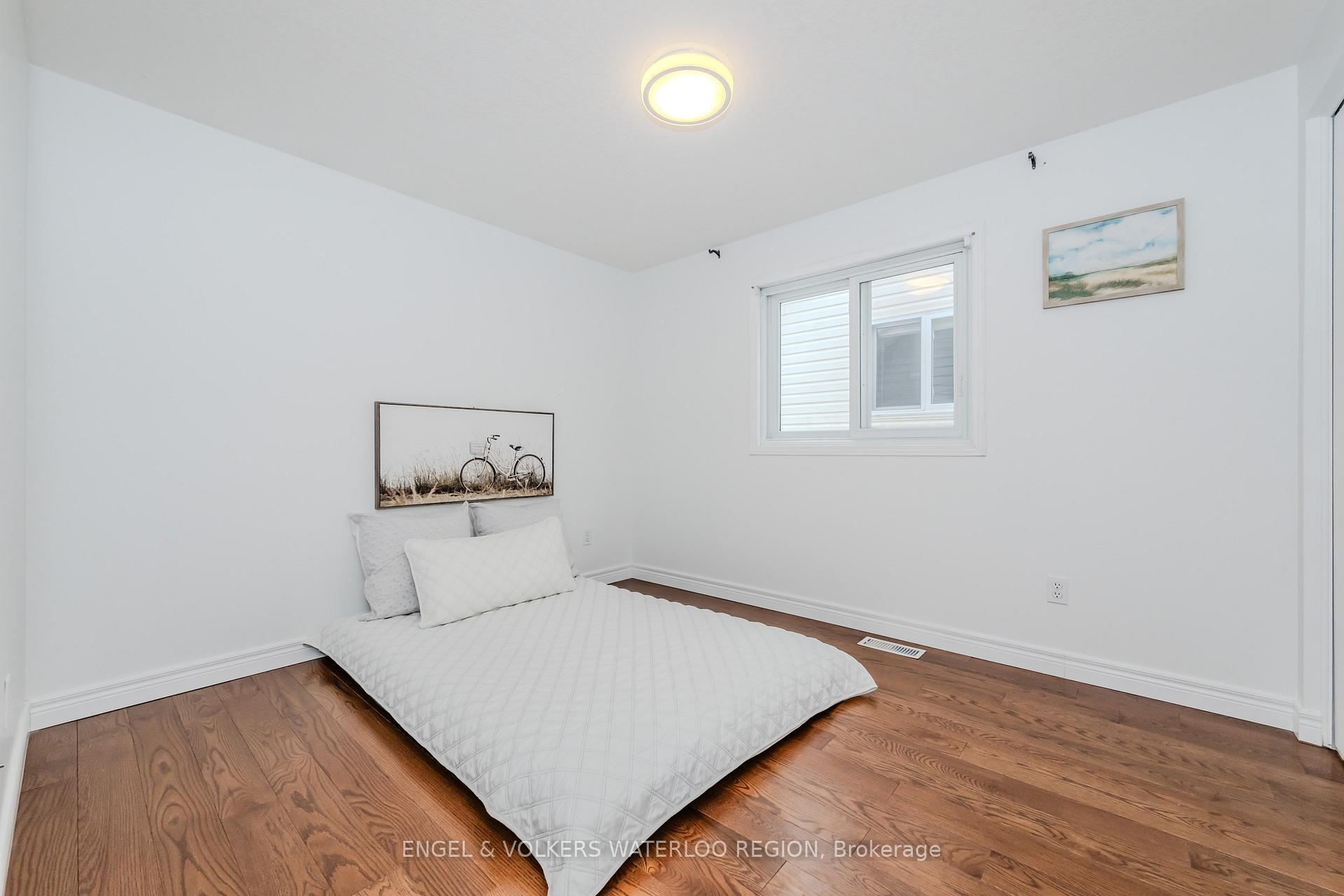 Photo 26 of 405 White Birch Avenue, Waterloo, Columbia Forest — HOMEH
