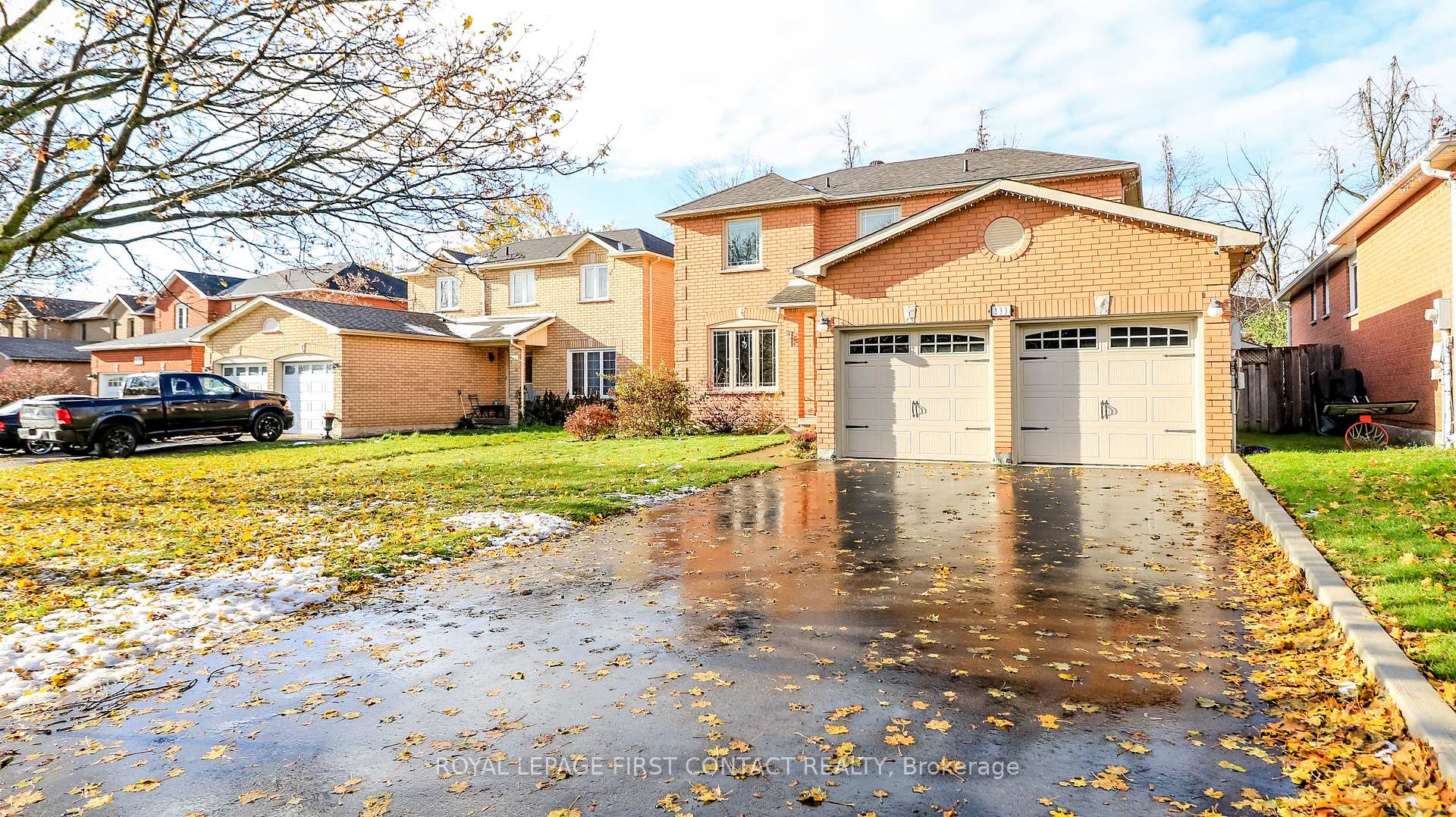 Photo 2 of 133 Brown Street, Barrie, Holly — HOMEH