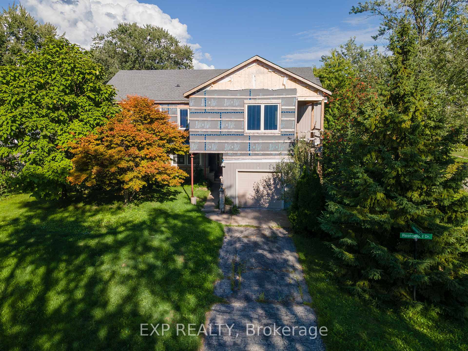 Front of 6 Rosemount Drive