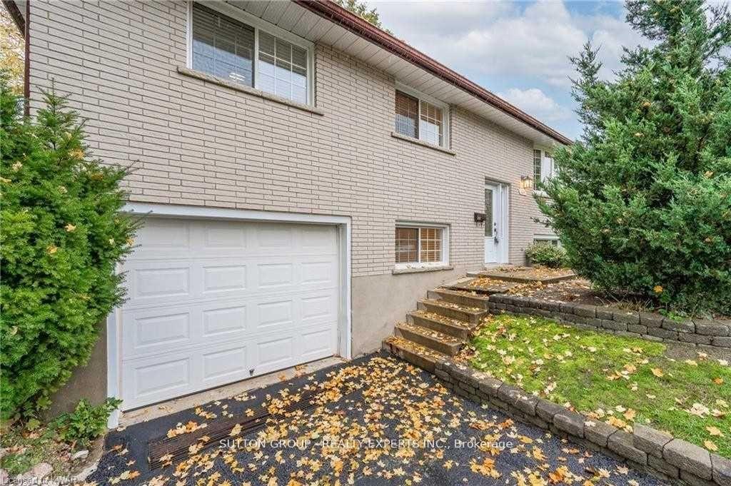 Photo 2 of Unit Upper, 604 Glen Forrest Boulevard, Waterloo — HOMEH