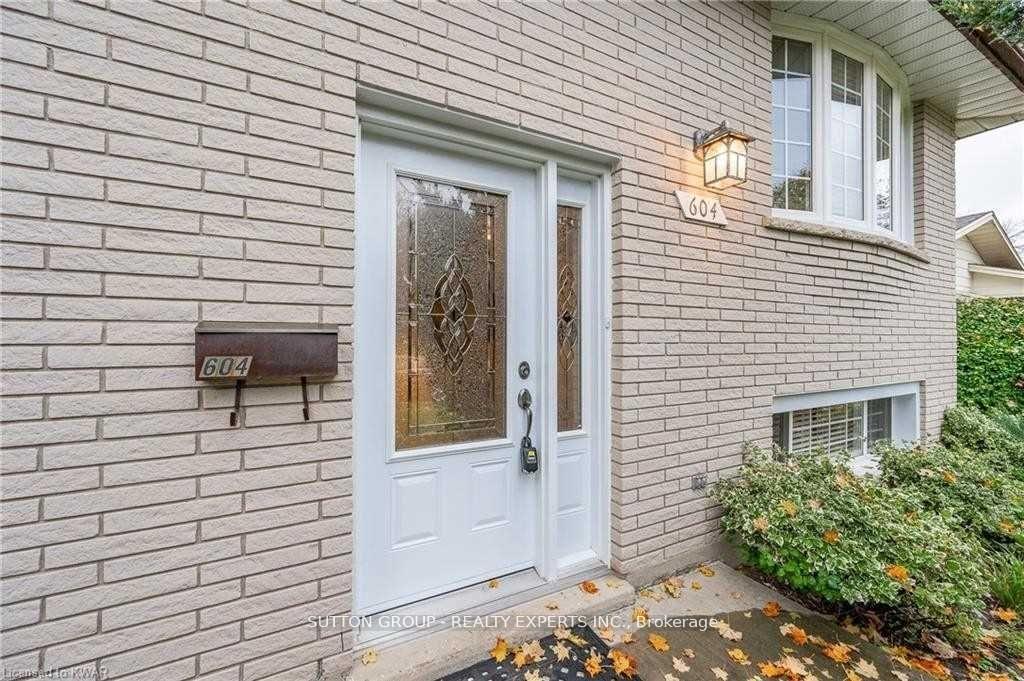 Photo 4 of Unit Upper, 604 Glen Forrest Boulevard, Waterloo — HOMEH