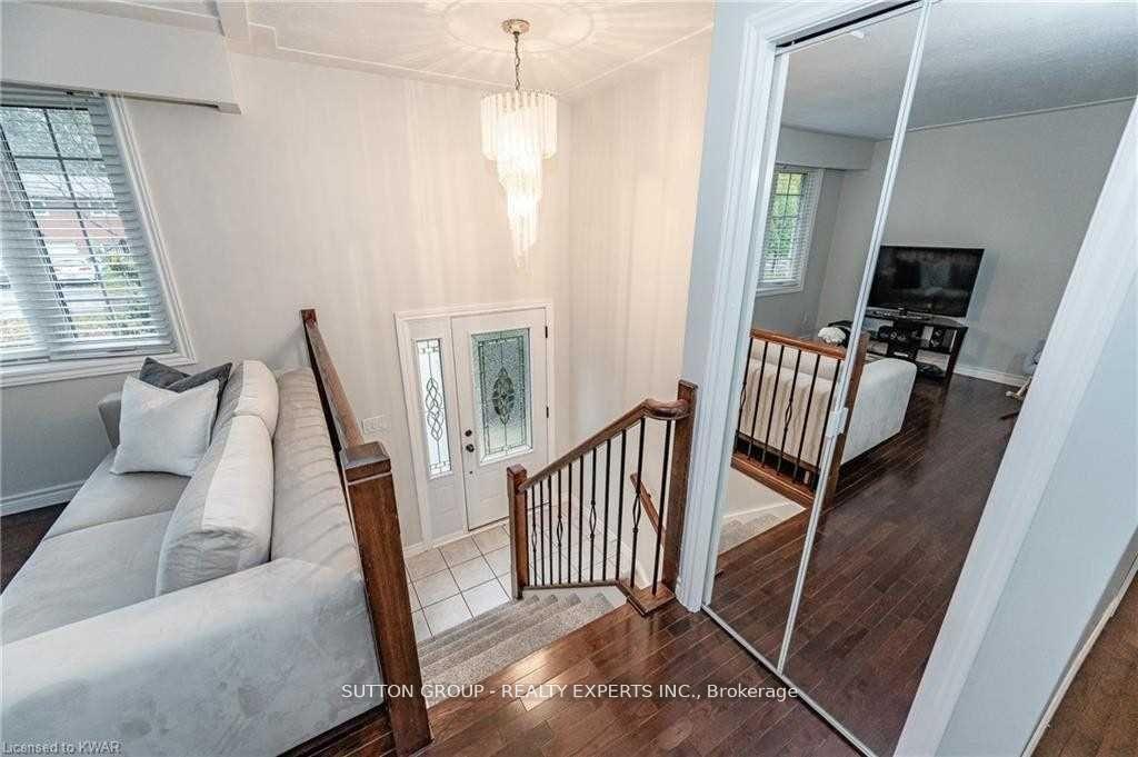 Photo 6 of Unit Upper, 604 Glen Forrest Boulevard, Waterloo — HOMEH