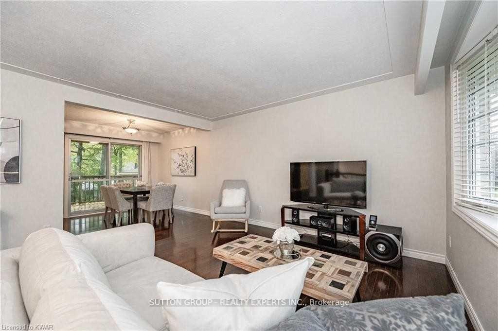 Photo 8 of Unit Upper, 604 Glen Forrest Boulevard, Waterloo — HOMEH