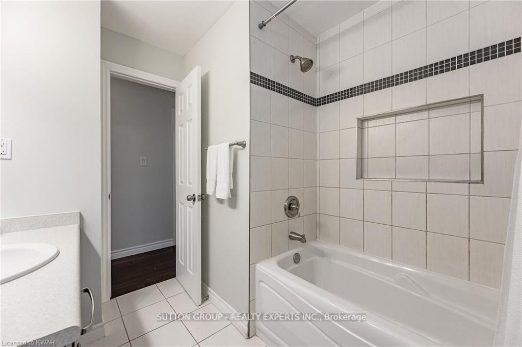 Photo 21 of Unit Upper, 604 Glen Forrest Boulevard, Waterloo — HOMEH