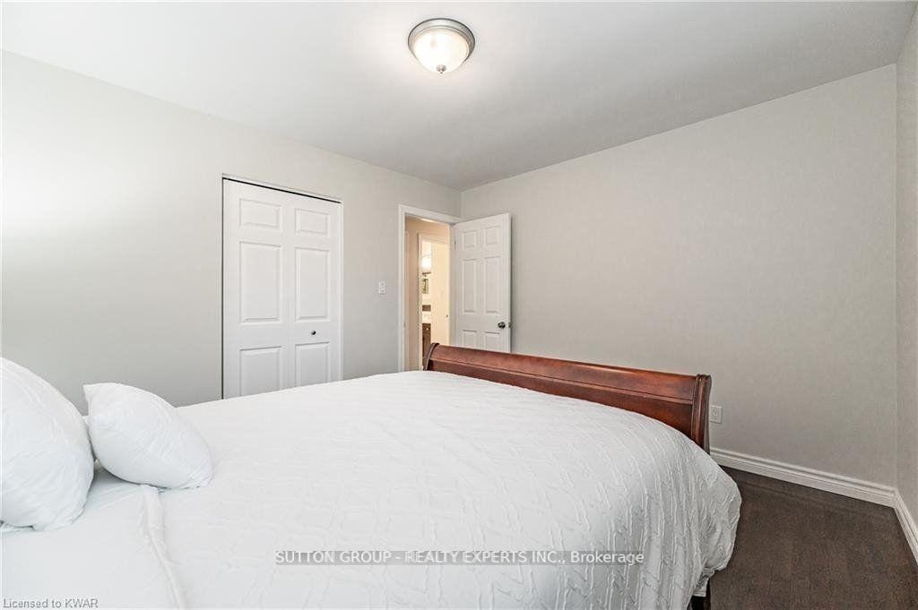 Photo 23 of Unit Upper, 604 Glen Forrest Boulevard, Waterloo — HOMEH