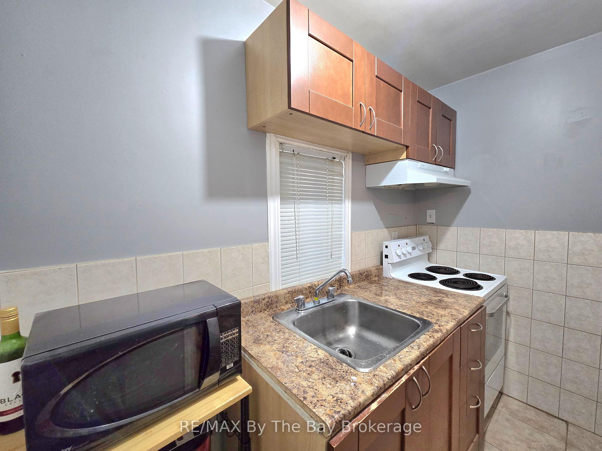 Photo 13 of 31 Forest Avenue, Wasaga Beach — HOMEH