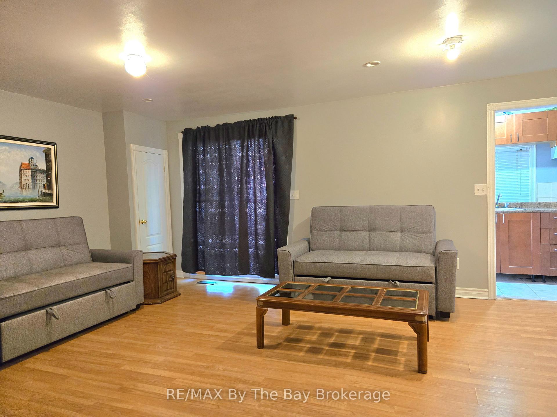 Photo 15 of 31 Forest Avenue, Wasaga Beach — HOMEH