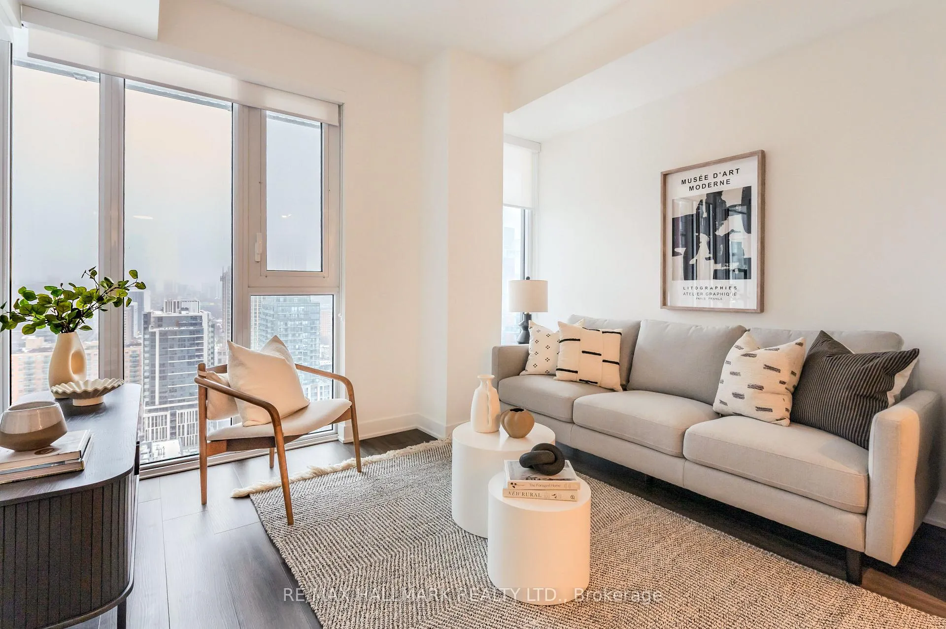 Photo 7 of Unit 2401 E, 70 Princess St E, Toronto, Waterfront Communities — HOMEH