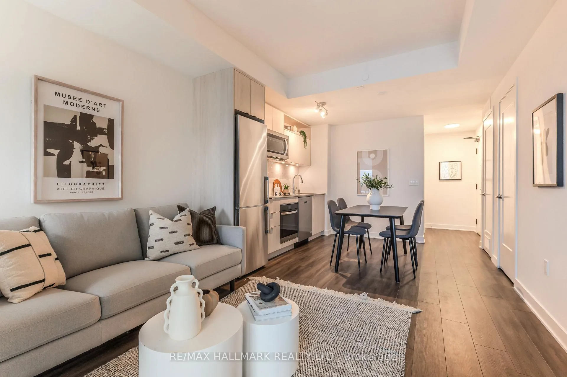 Photo 8 of Unit 2401 E, 70 Princess St E, Toronto, Waterfront Communities — HOMEH