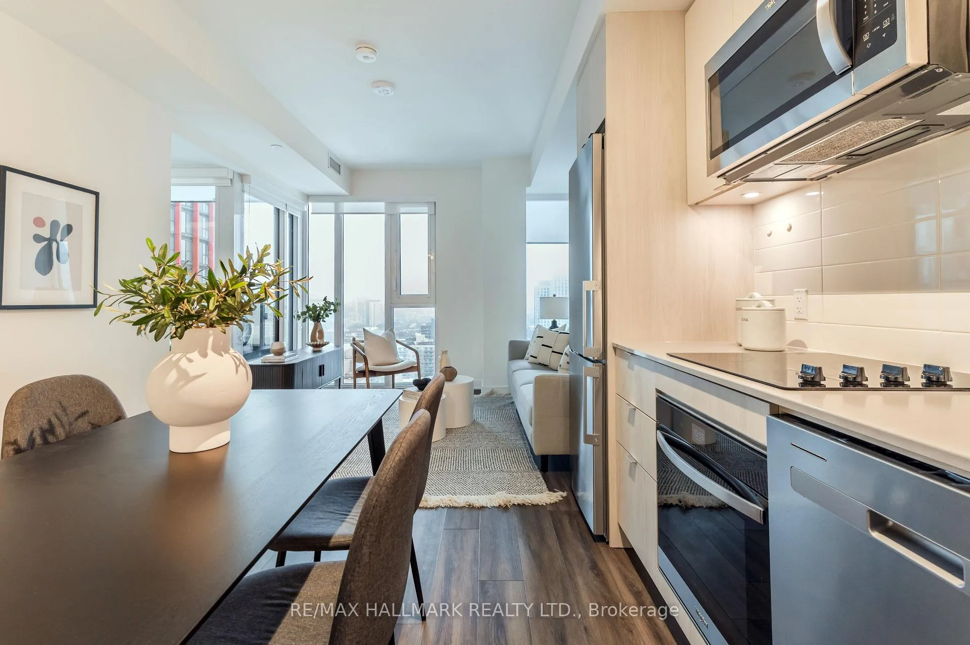 Photo 12 of Unit 2401 E, 70 Princess St E, Toronto, Waterfront Communities — HOMEH