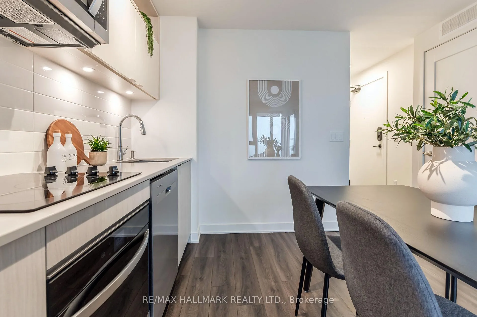 Photo 13 of Unit 2401 E, 70 Princess St E, Toronto, Waterfront Communities — HOMEH
