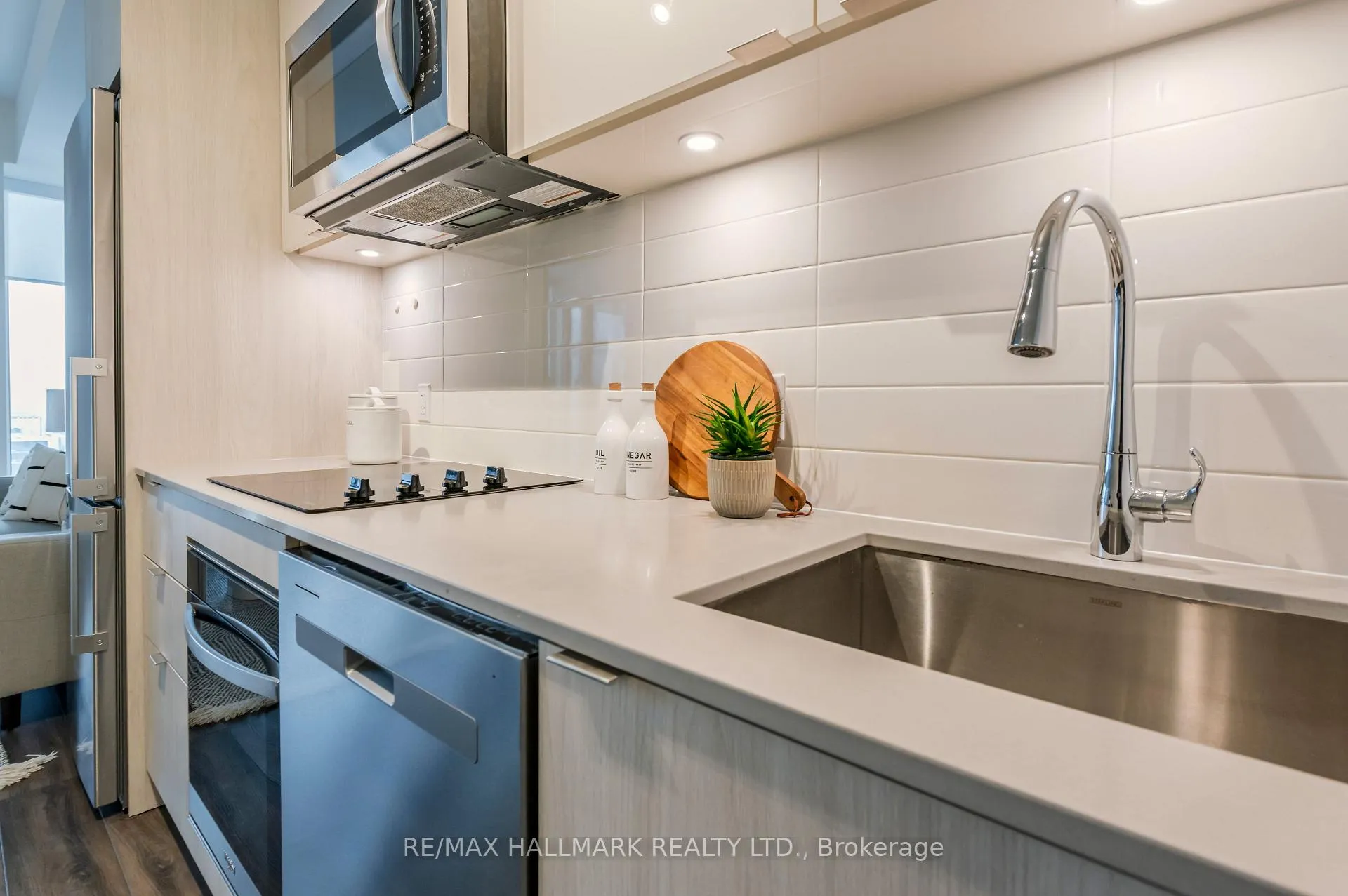 Photo 18 of Unit 2401 E, 70 Princess St E, Toronto, Waterfront Communities — HOMEH