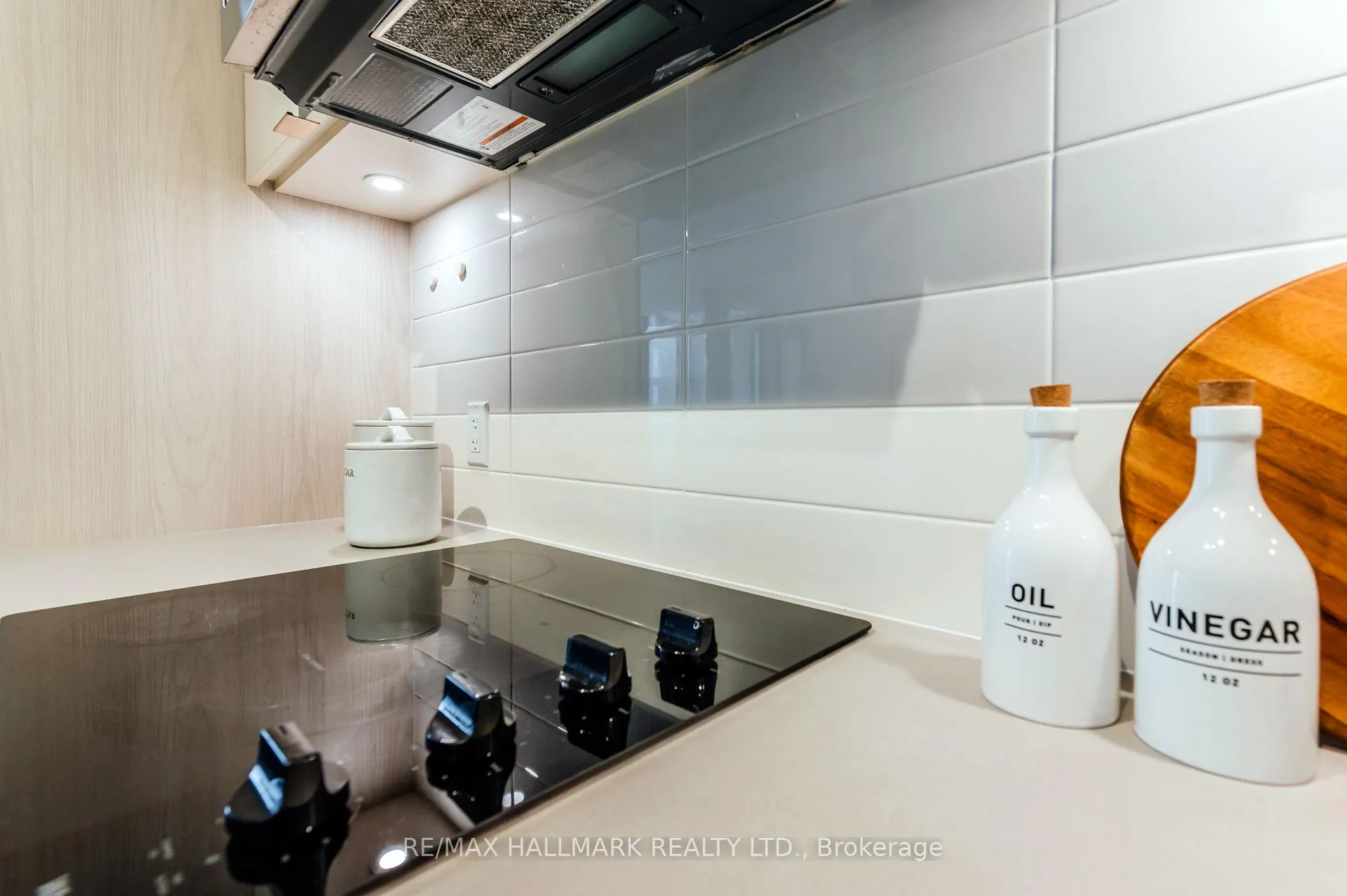 Photo 20 of Unit 2401 E, 70 Princess St E, Toronto, Waterfront Communities — HOMEH