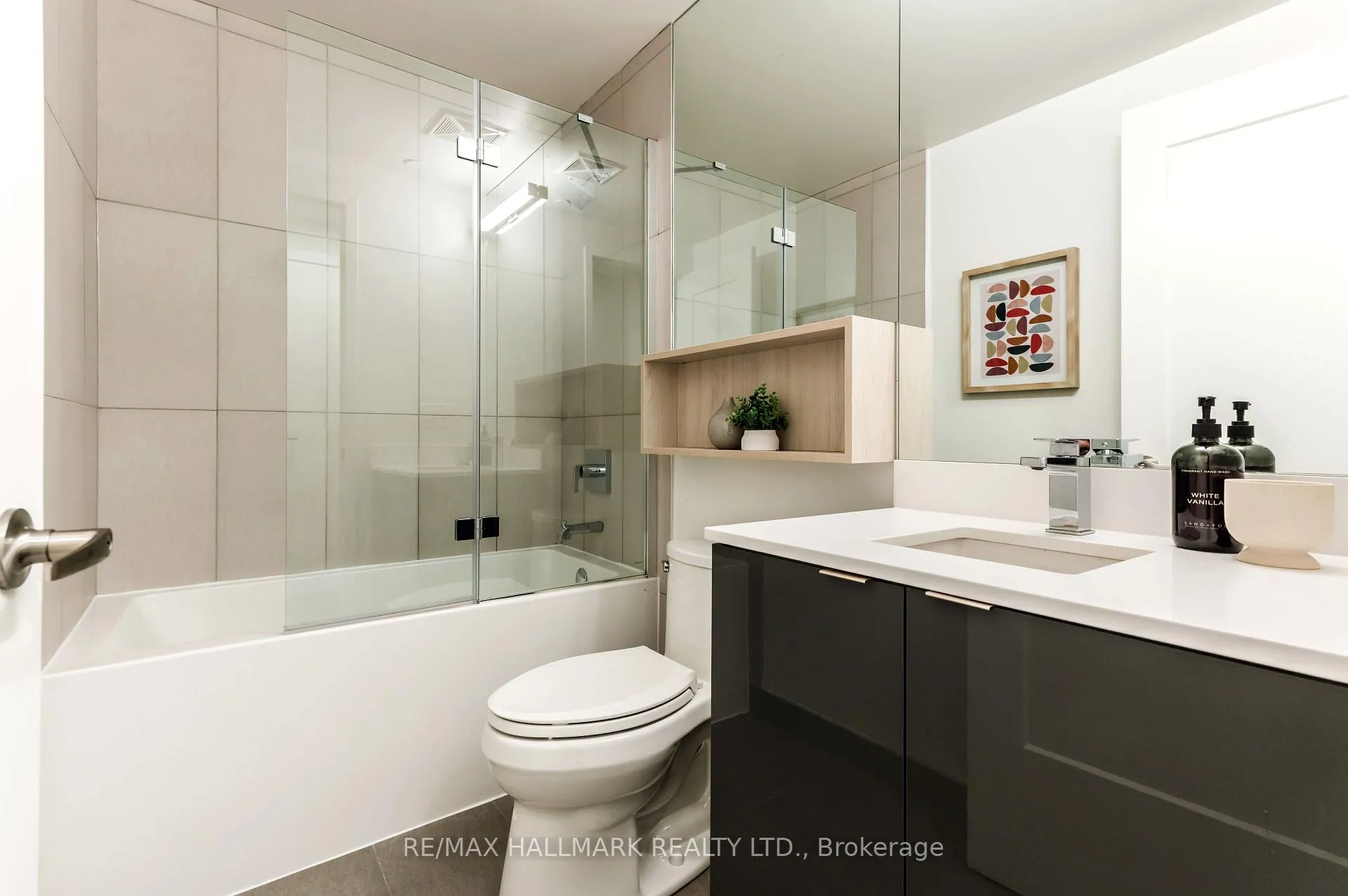Photo 34 of Unit 2401 E, 70 Princess St E, Toronto, Waterfront Communities — HOMEH