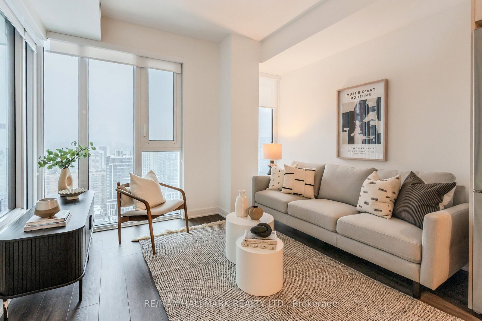 Photo 2 of Unit 2401 E, 70 Princess St E, Toronto, Waterfront Communities — HOMEH