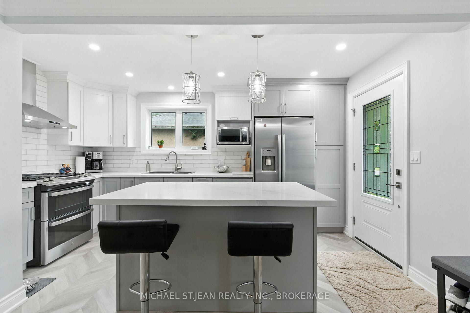 Photo 5 of 29 Sauer Avenue, Welland, Lincoln/Crowland — HOMEH