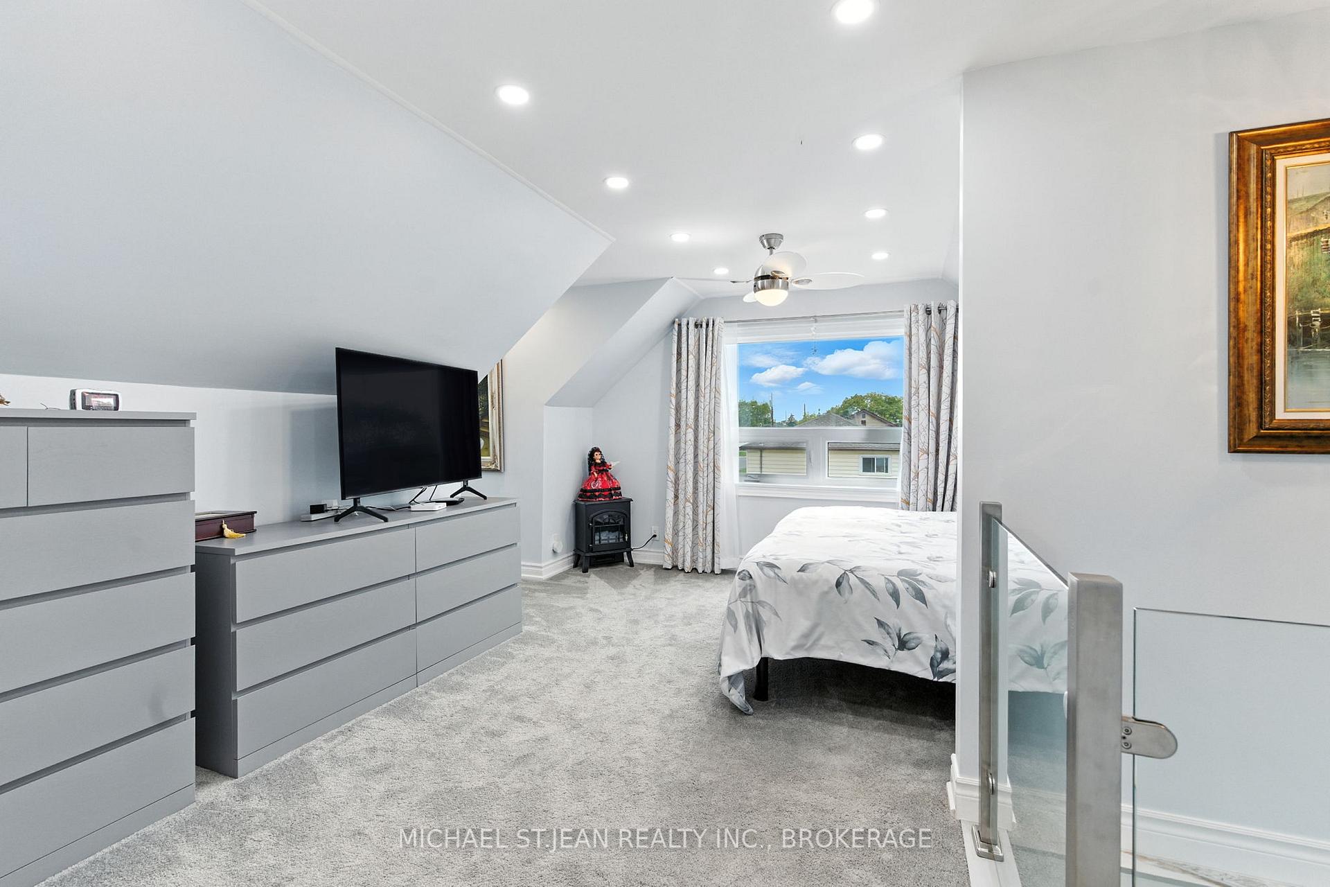 Photo 20 of 29 Sauer Avenue, Welland, Lincoln/Crowland — HOMEH