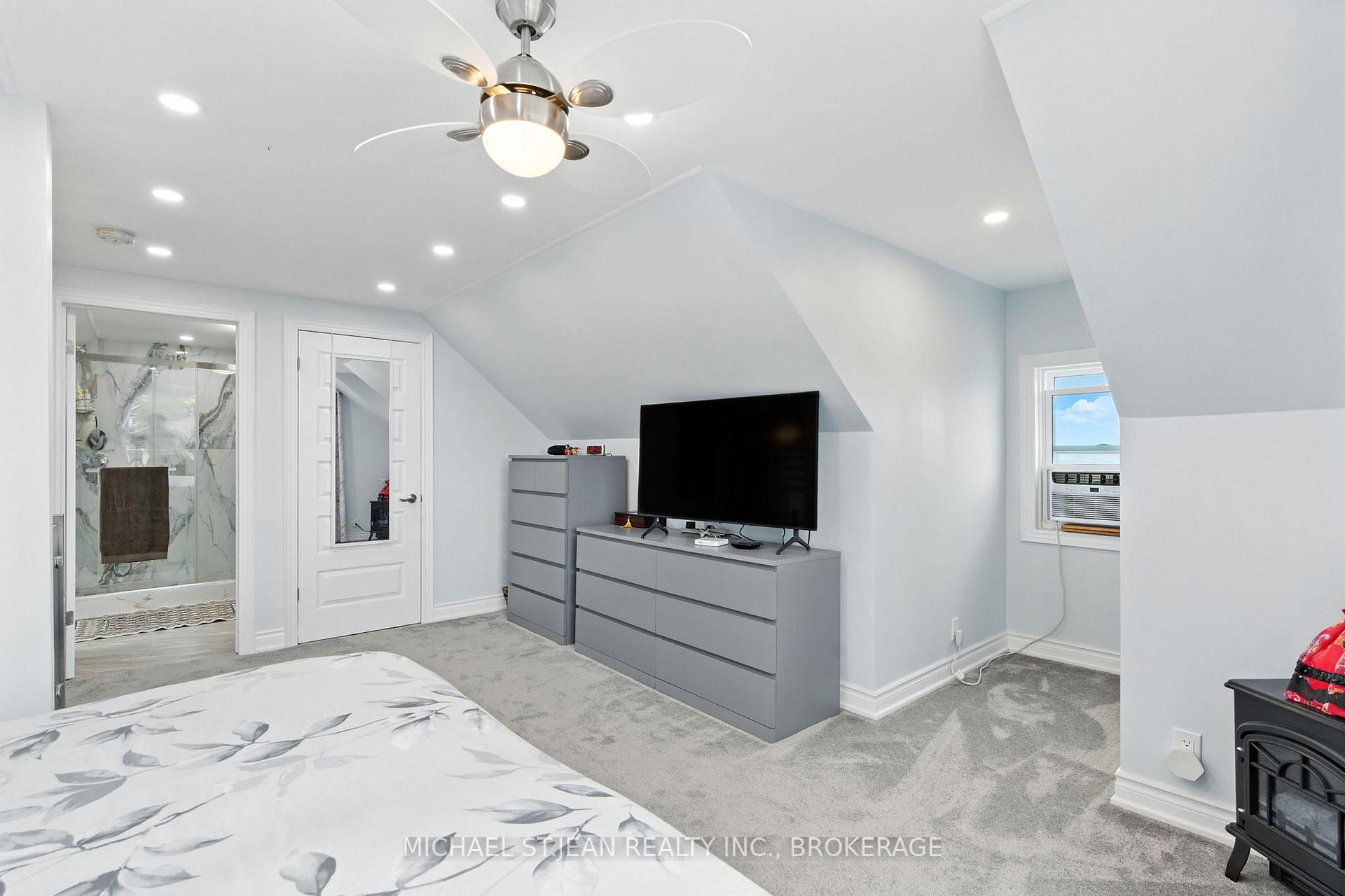 Photo 23 of 29 Sauer Avenue, Welland, Lincoln/Crowland — HOMEH