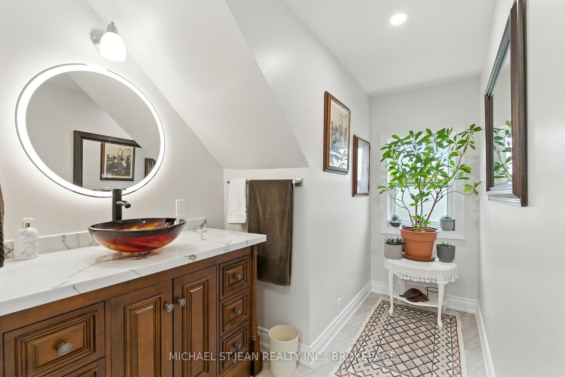 Photo 25 of 29 Sauer Avenue, Welland, Lincoln/Crowland — HOMEH