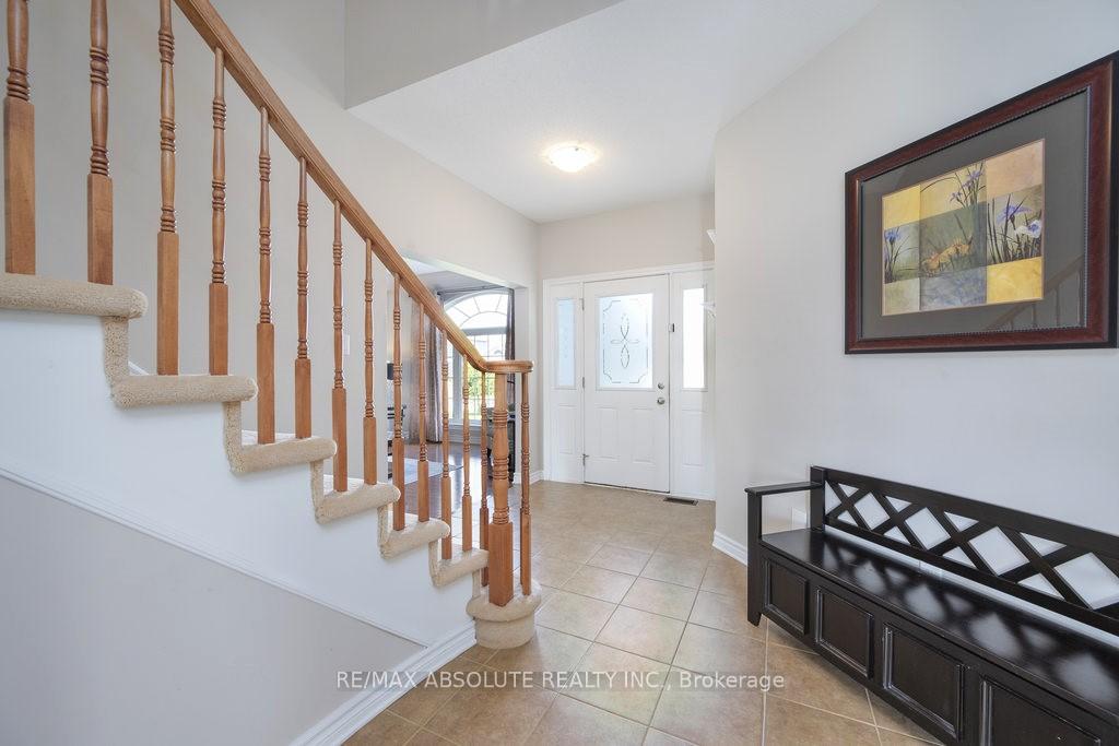 Photo 2 of 77 Carter Crescent, Arnprior — HOMEH