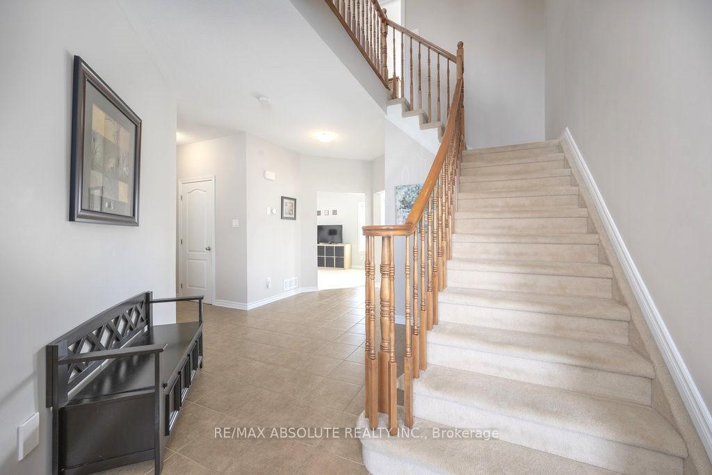 Photo 3 of 77 Carter Crescent, Arnprior — HOMEH