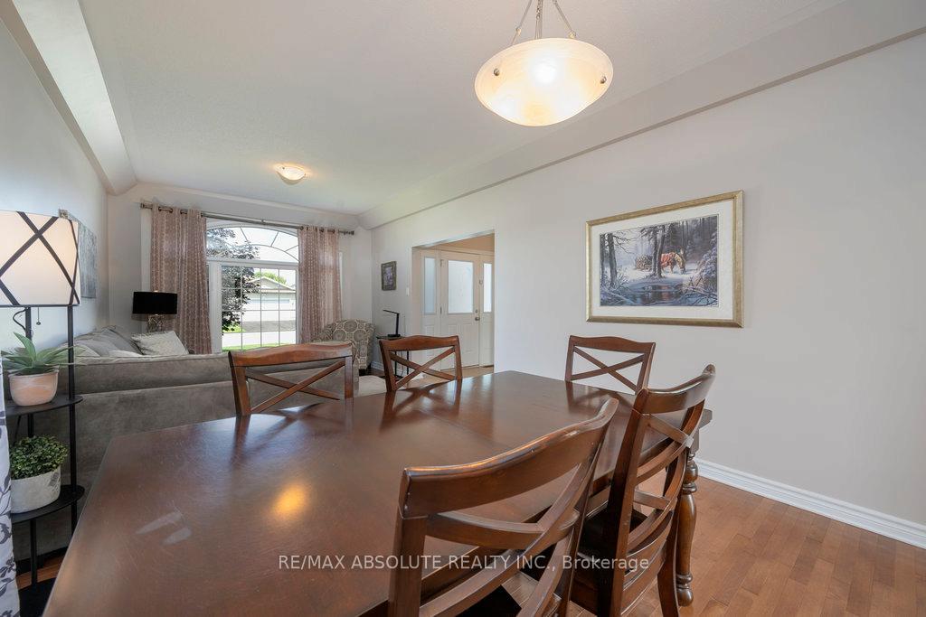 Photo 9 of 77 Carter Crescent, Arnprior — HOMEH