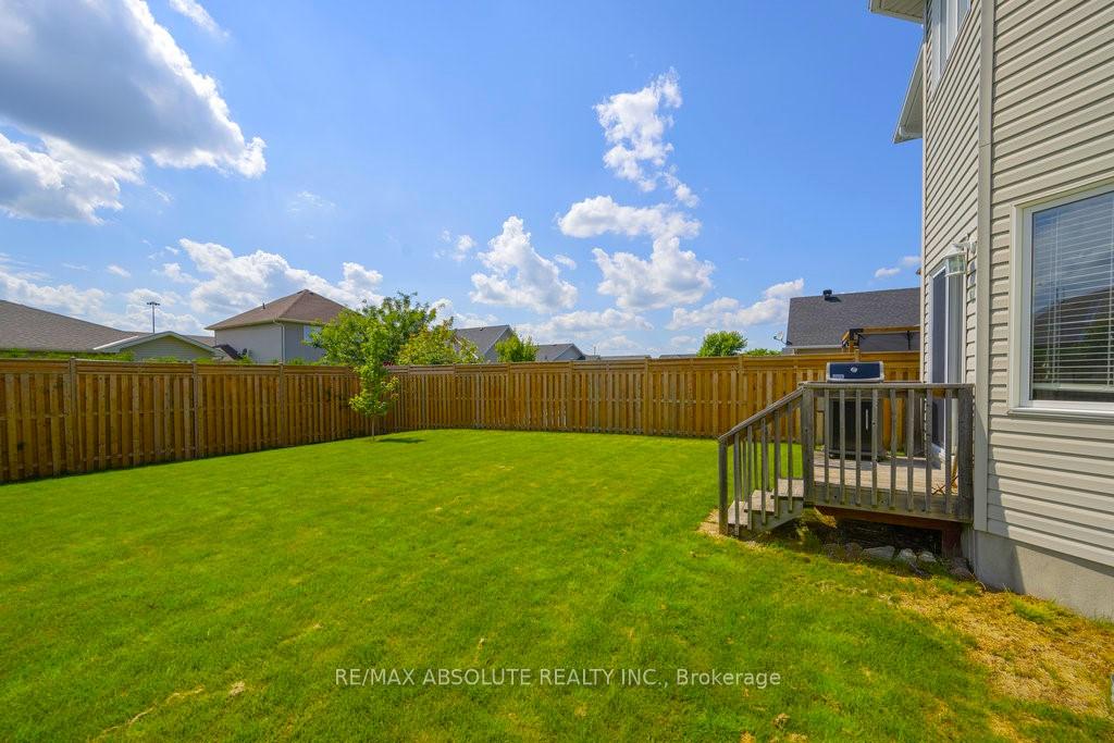 Photo 24 of 77 Carter Crescent, Arnprior — HOMEH