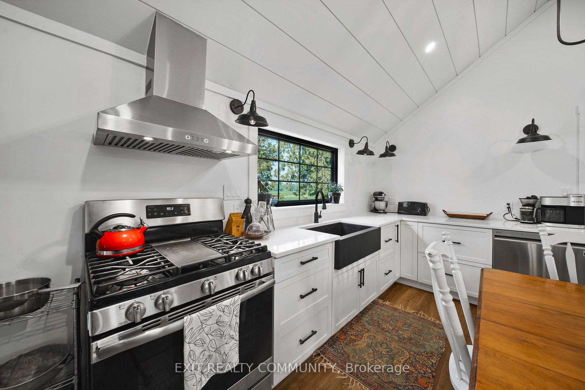 Photo 6 of 23866 Marsh Line, West Elgin, Rural West Elgin — HOMEH