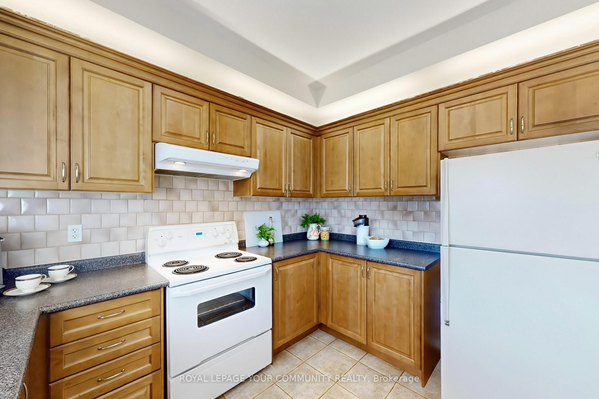 Photo 8 of 15 Marrone Street, Vaughan, Vellore Village — HOMEH