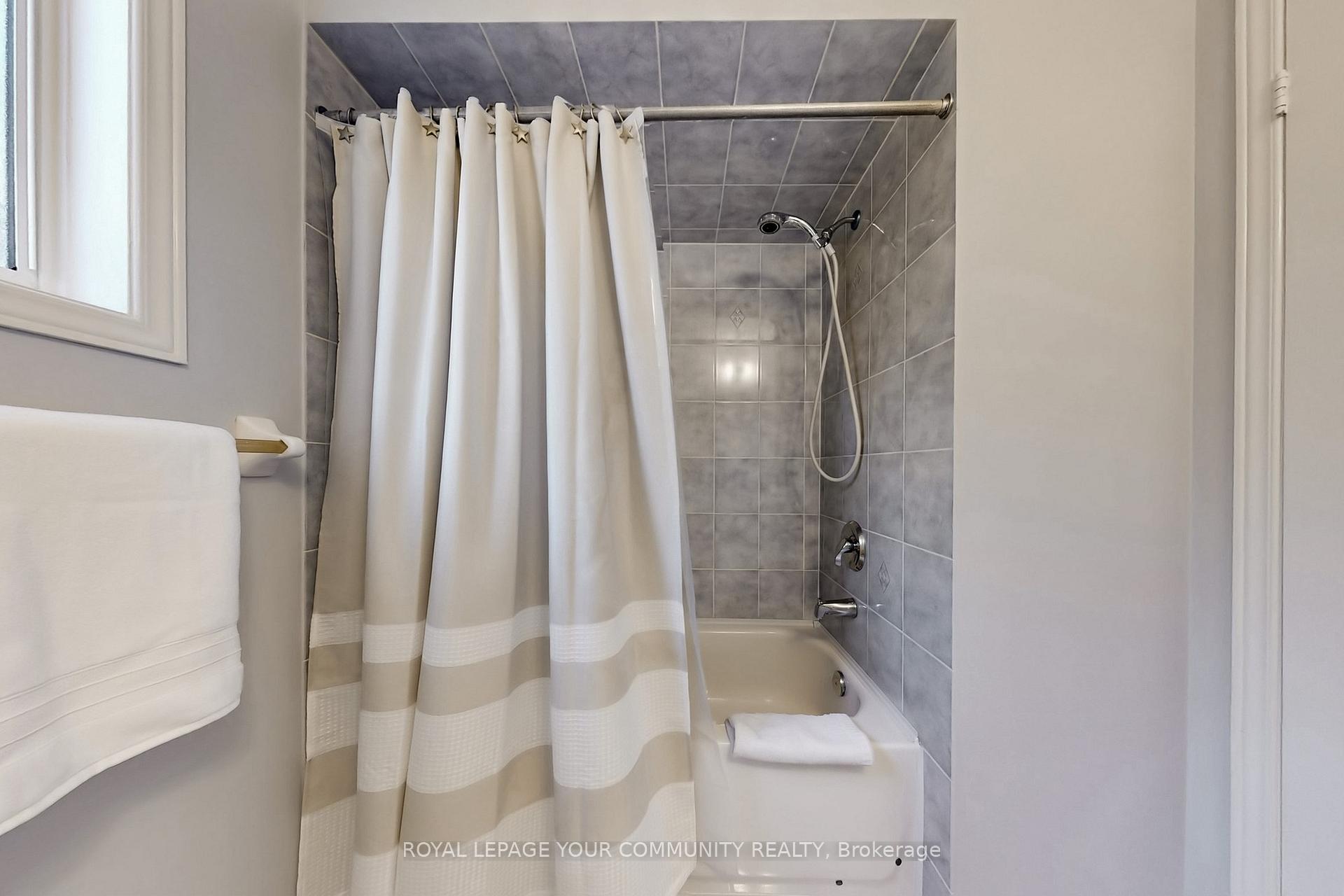 Photo 29 of 15 Marrone Street, Vaughan, Vellore Village — HOMEH