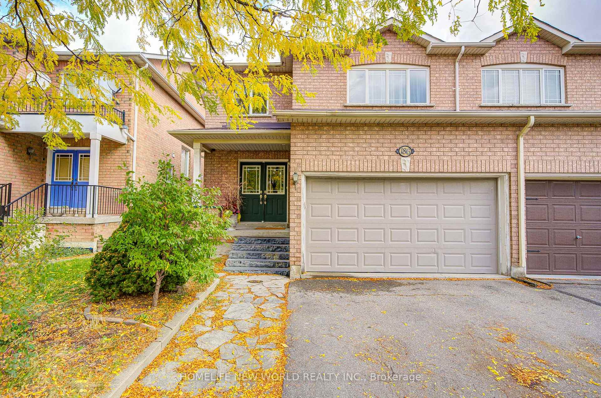 Photo 1 of 186 Solway Avenue, Vaughan, Maple — HOMEH