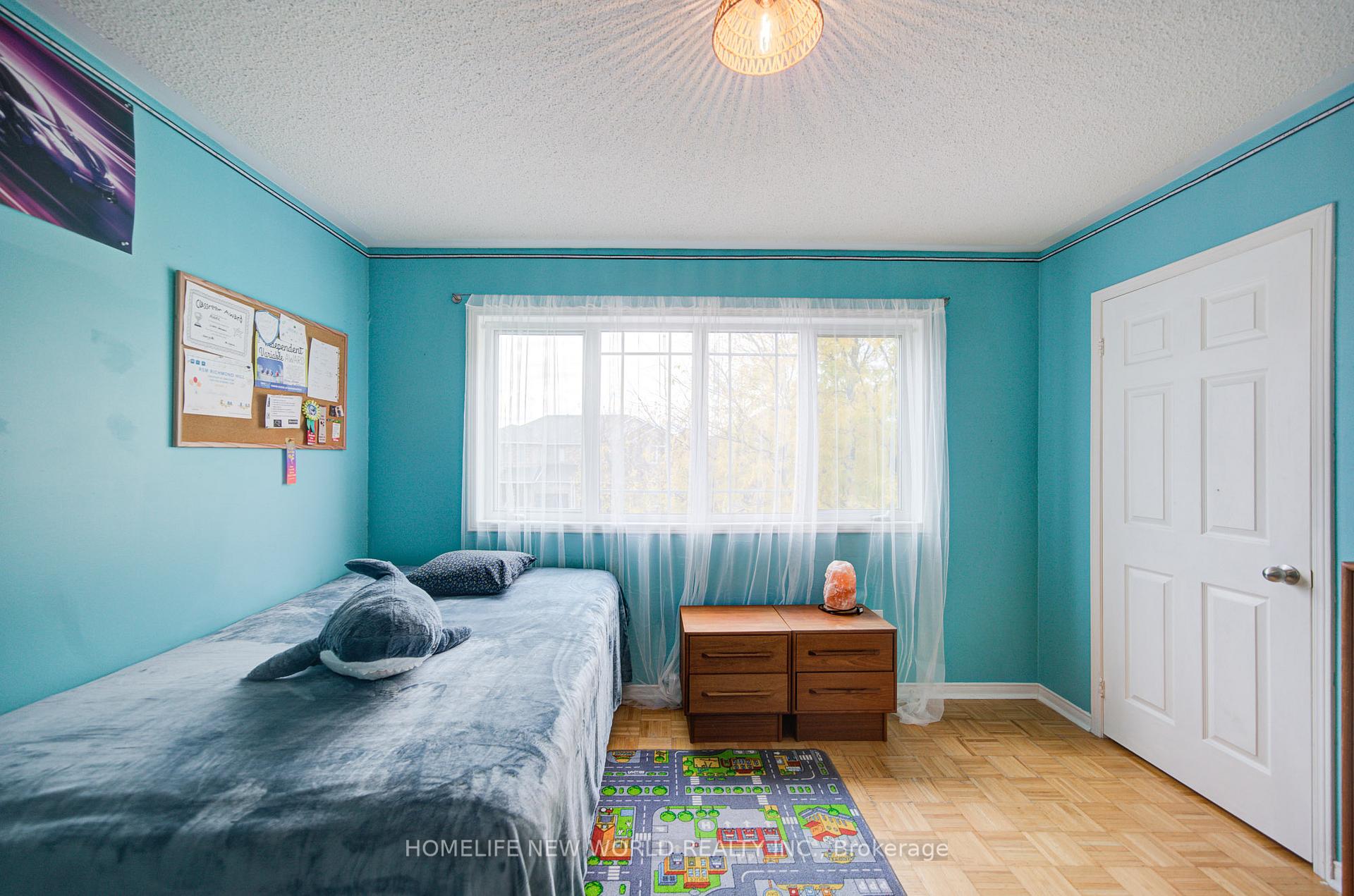 Photo 13 of 186 Solway Avenue, Vaughan, Maple — HOMEH