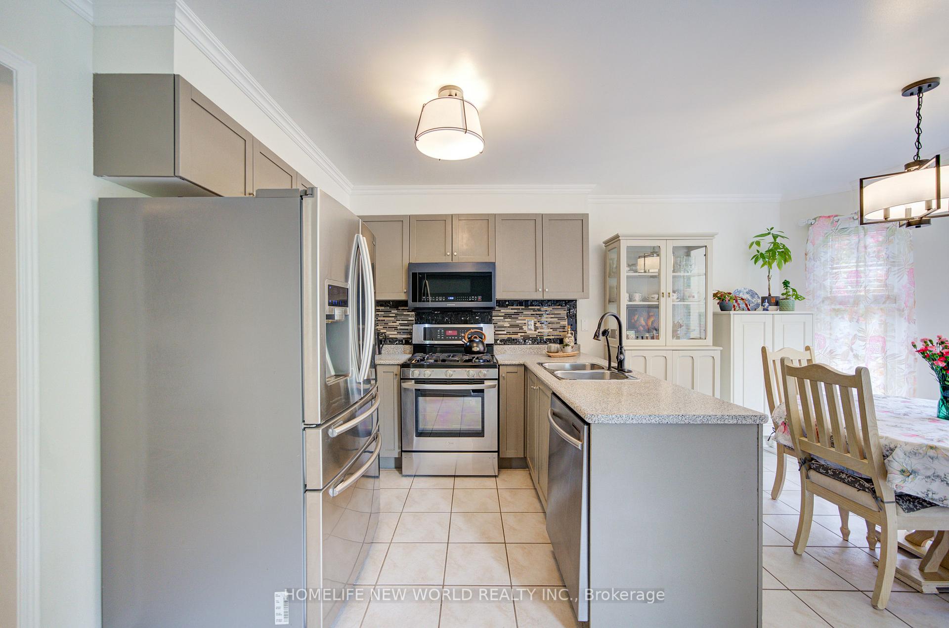 Photo 43 of 186 Solway Avenue, Vaughan, Maple — HOMEH