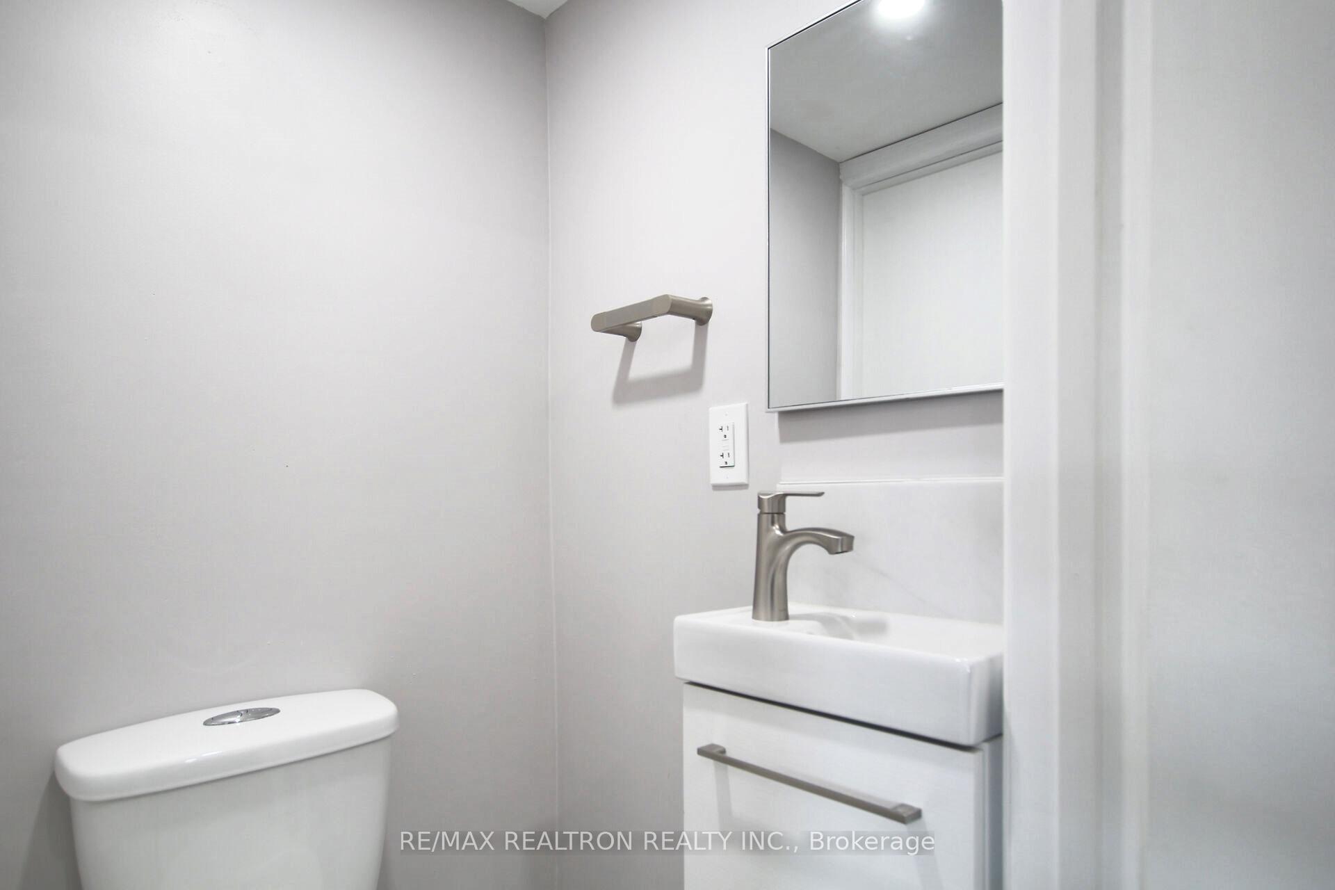 Photo 15 of 461/463 Booth Street, Ottawa, West Centre Town — HOMEH