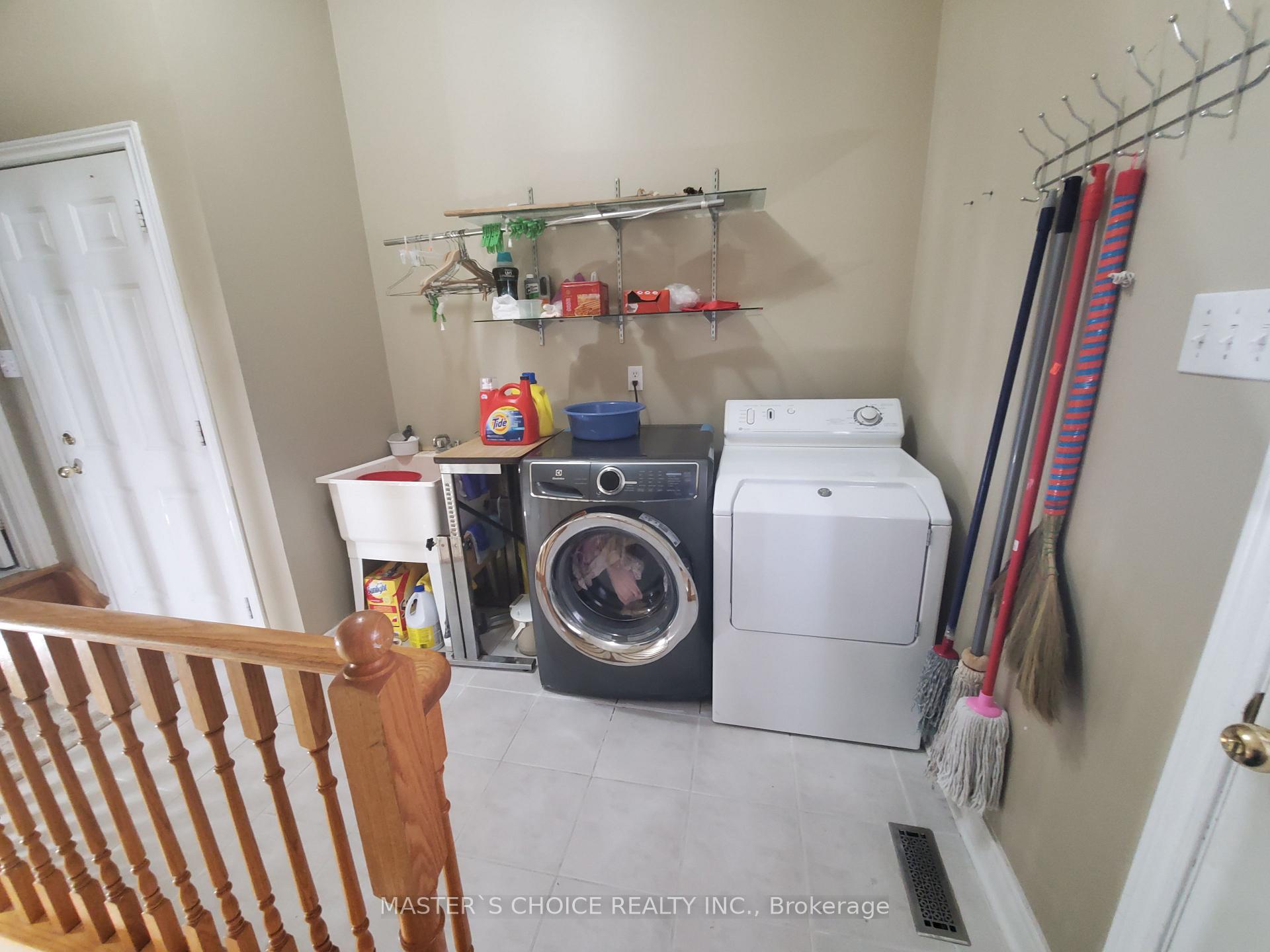 Photo 5 of Unit Bsmt Ap, 6 Rusty Trail, Vaughan, Vellore Village — HOMEH