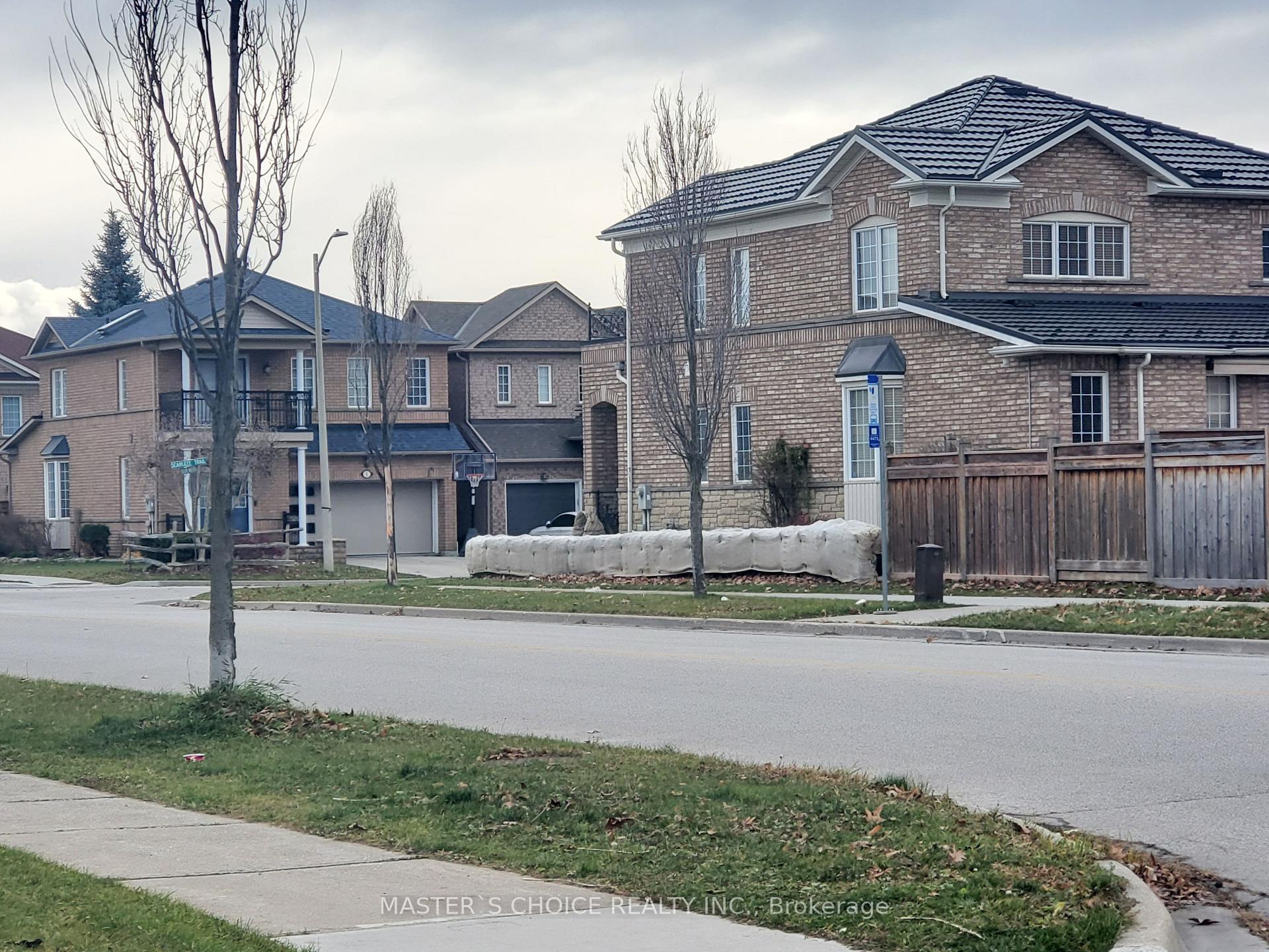 Photo 13 of Unit Bsmt Ap, 6 Rusty Trail, Vaughan, Vellore Village — HOMEH