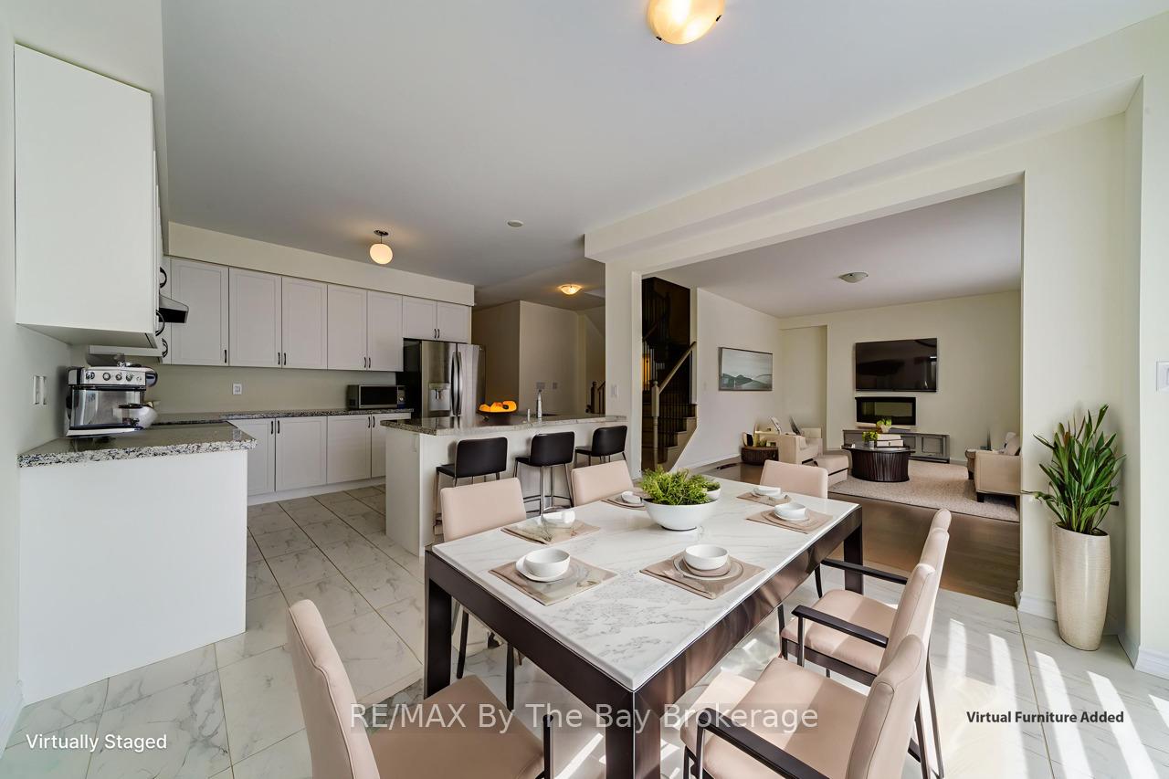 Photo 13 of 163 Rosanne Circle, Wasaga Beach — HOMEH